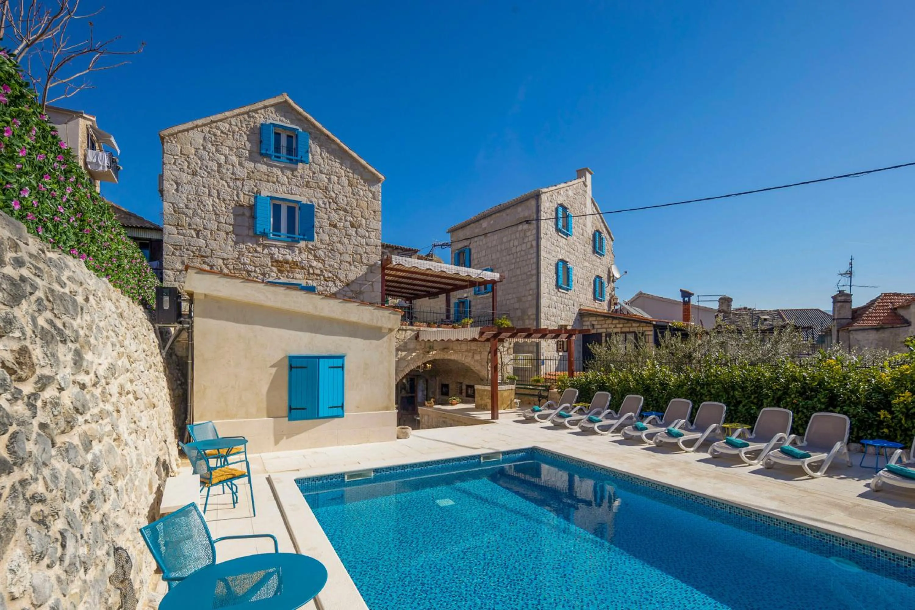 Swimming pool in Hotel Agava Split