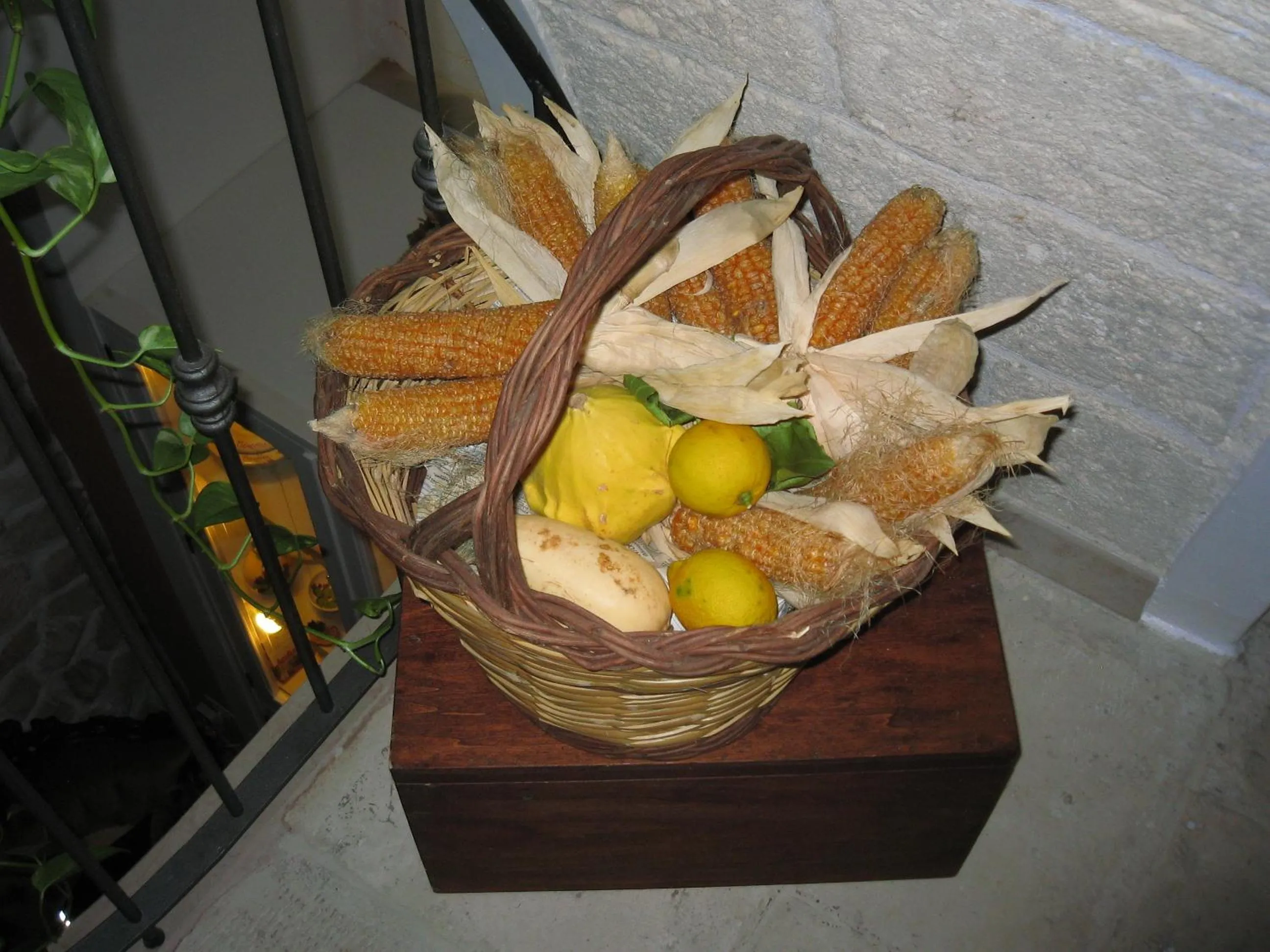 Decorative detail in B&B La Porta Vecchia