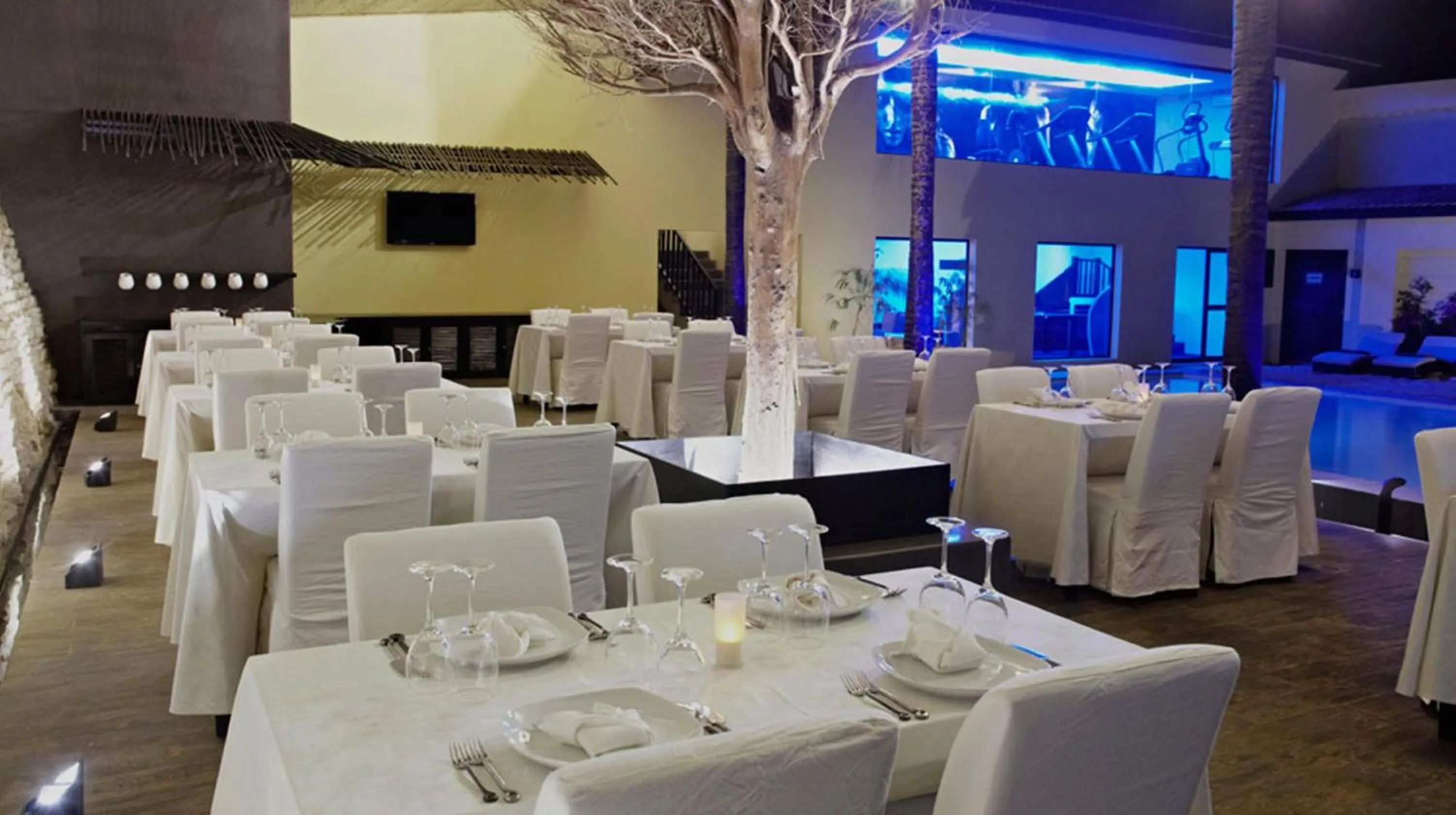 Restaurant/places to eat in The Rhino Resort Hotel & Spa