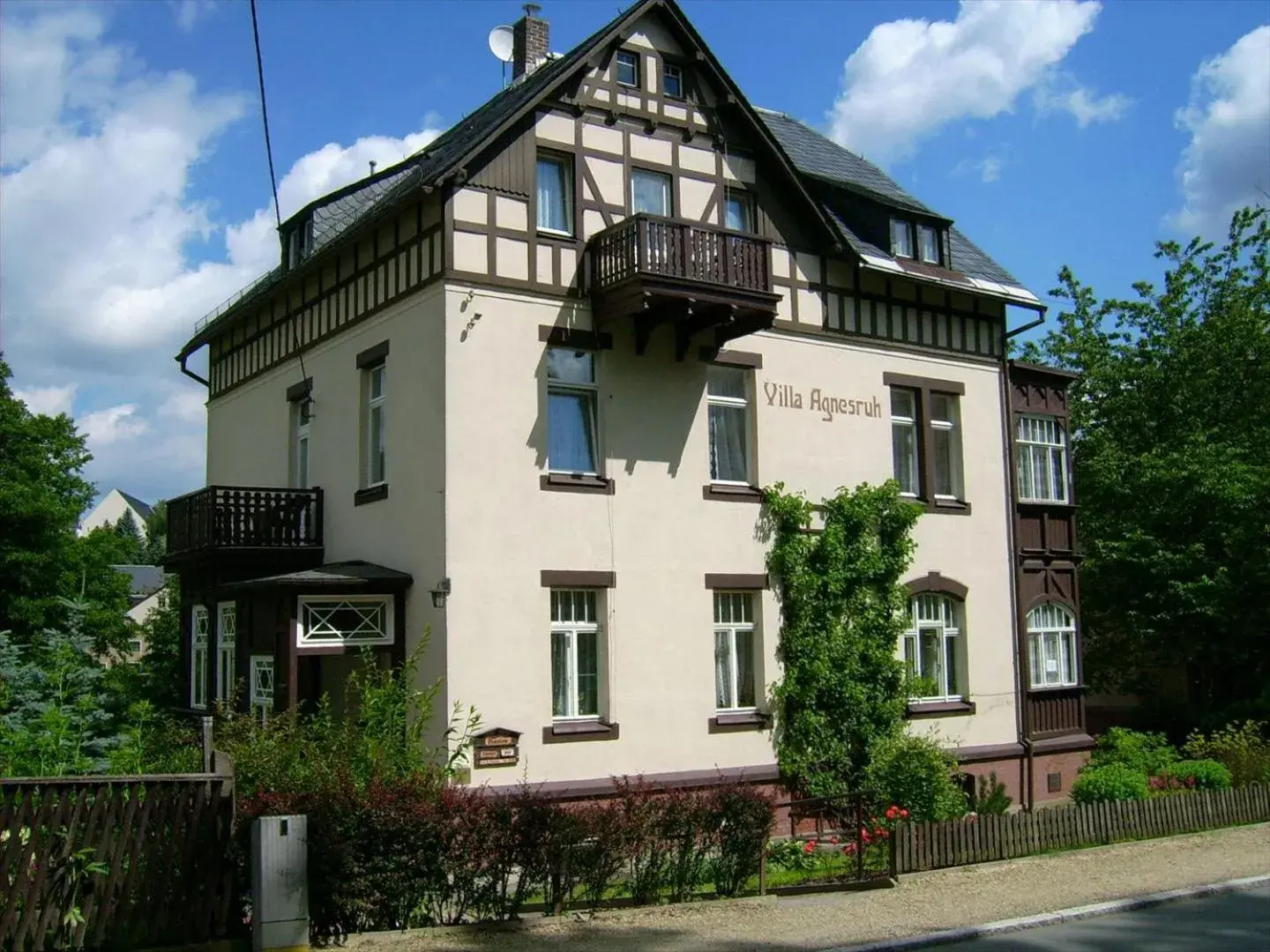 Pension & Ferienwohnung "Villa Agnesruh" Pension & Ferienwohnung "Villa Agnesruh"