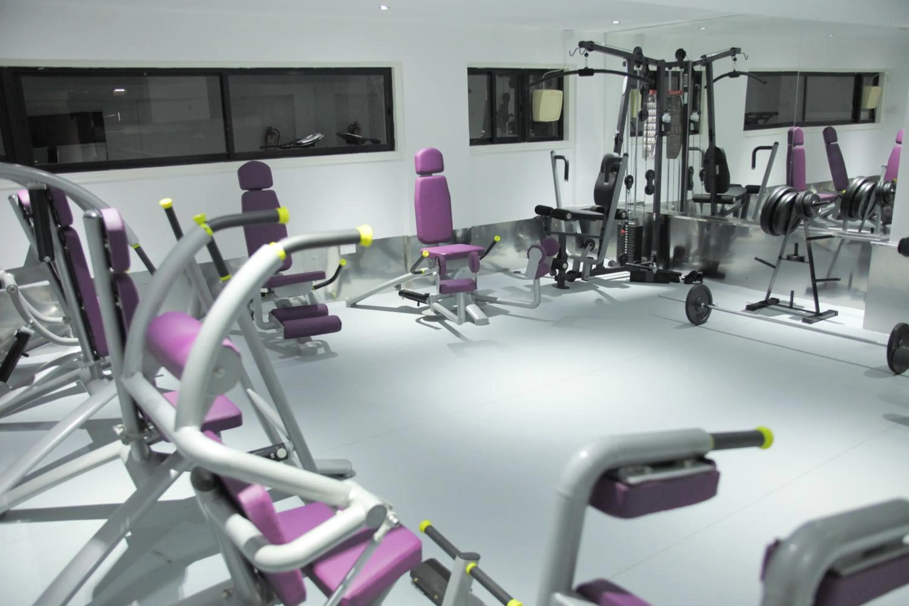 Fitness centre/facilities in Achilleos City Hotel