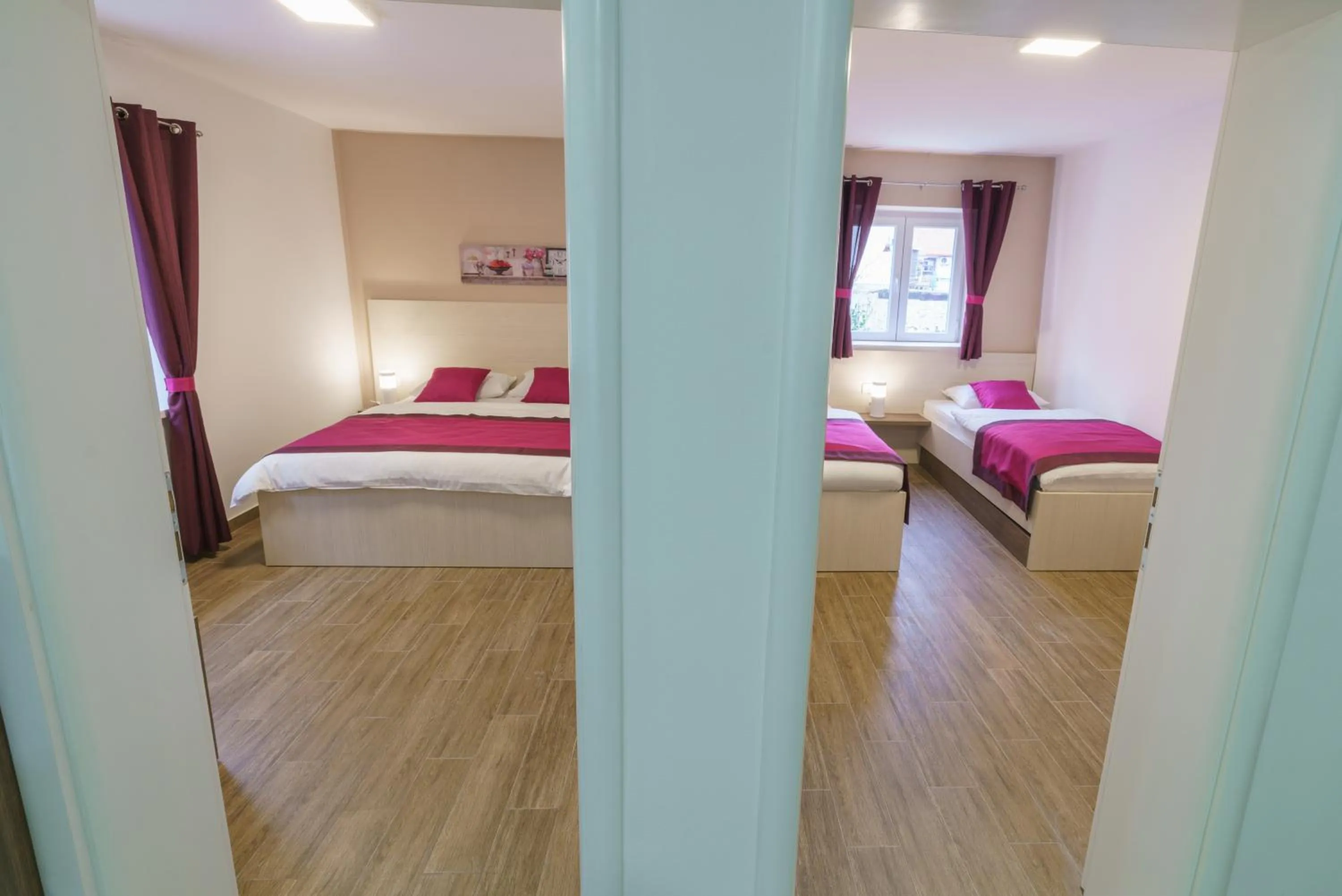 Other, Bed in Pansion Rose