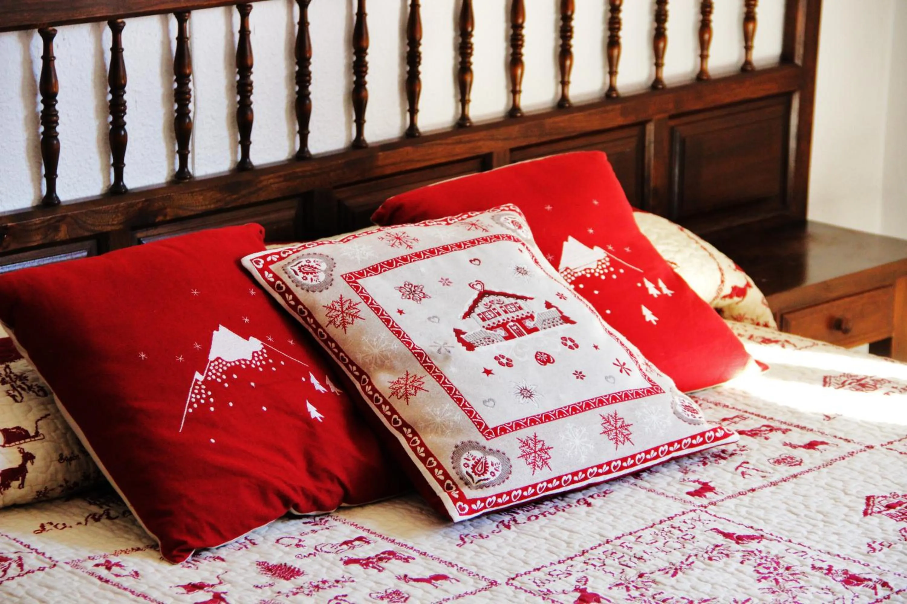 Bedroom, Bed in Hotel Garona