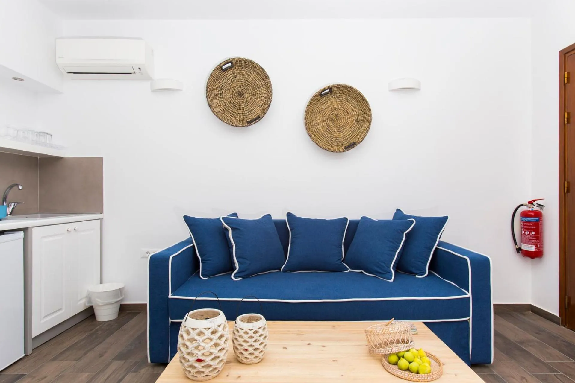 Kitchen or kitchenette in Lindos Del Mar Suites - Adults Only