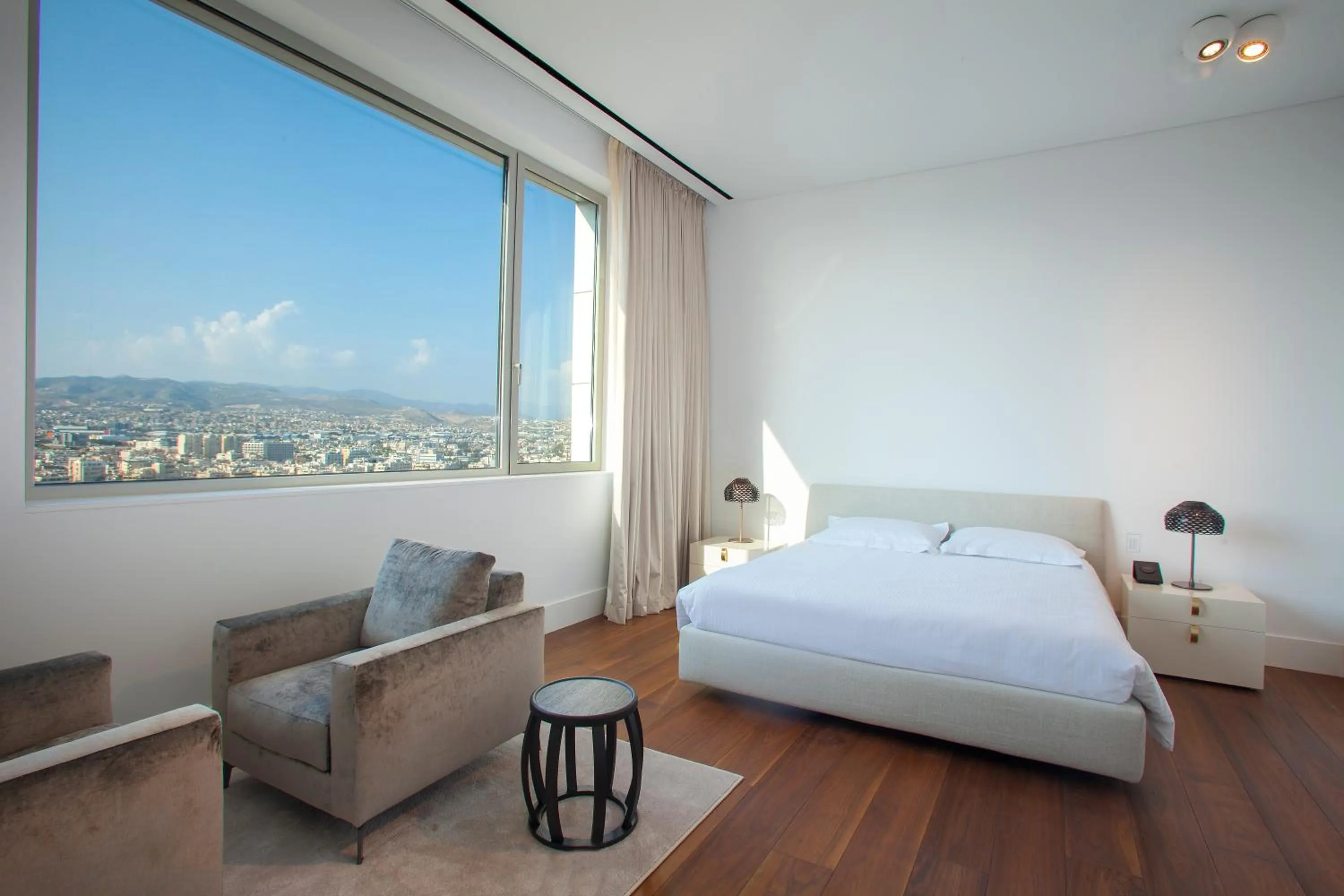 TV and multimedia, Bed in Olympic Residence Deluxe Apartments