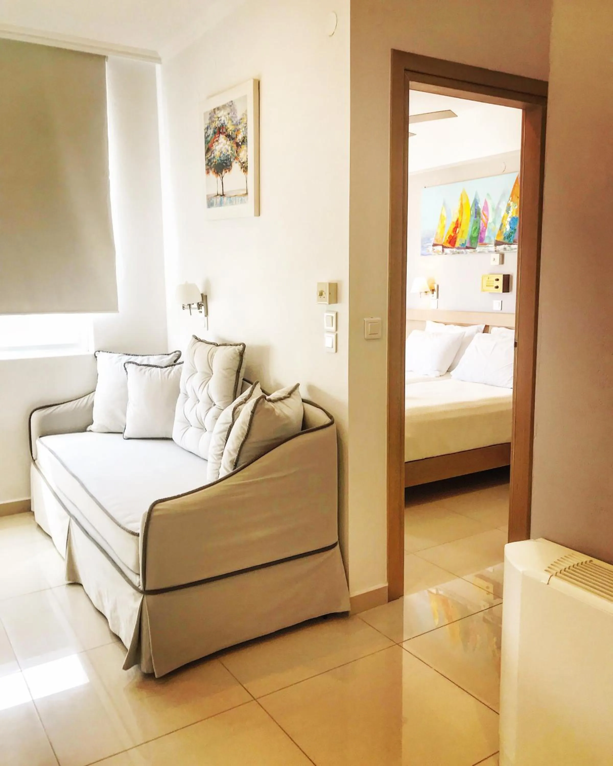 Living room, Bed in Pal Beach