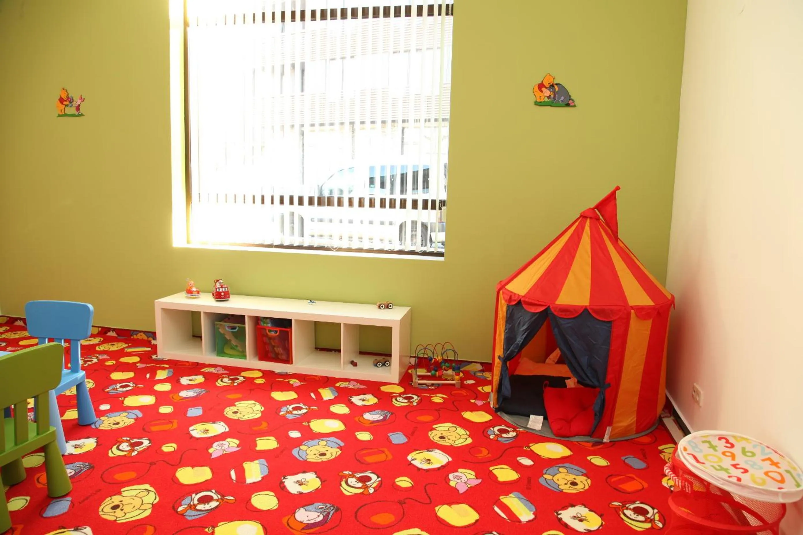 Children play ground, Bed in Aspen Golf and Ski Resort
