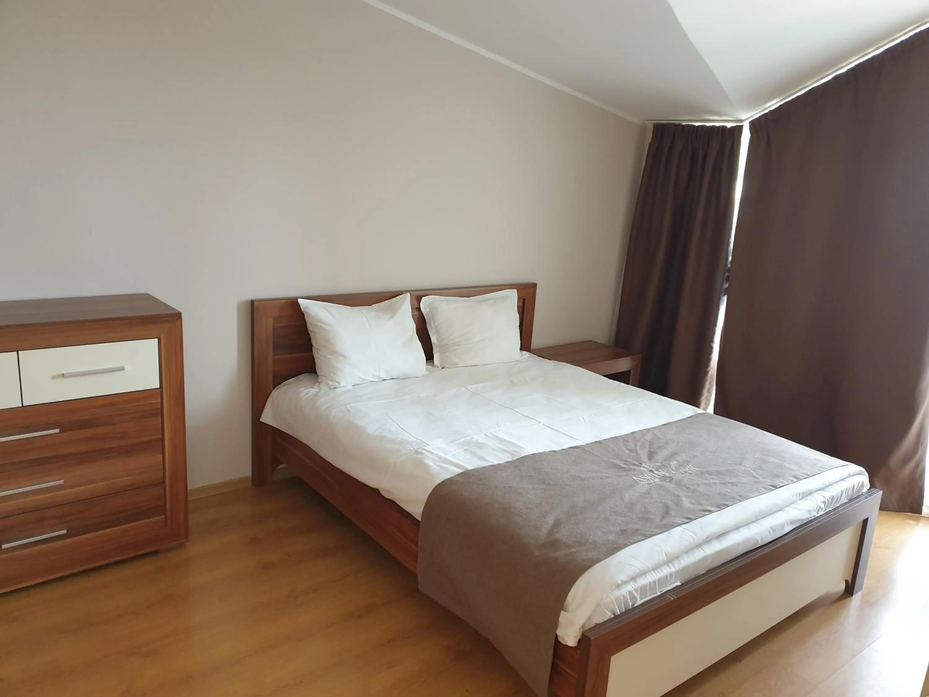 Bed in Aspen Golf and Ski Resort