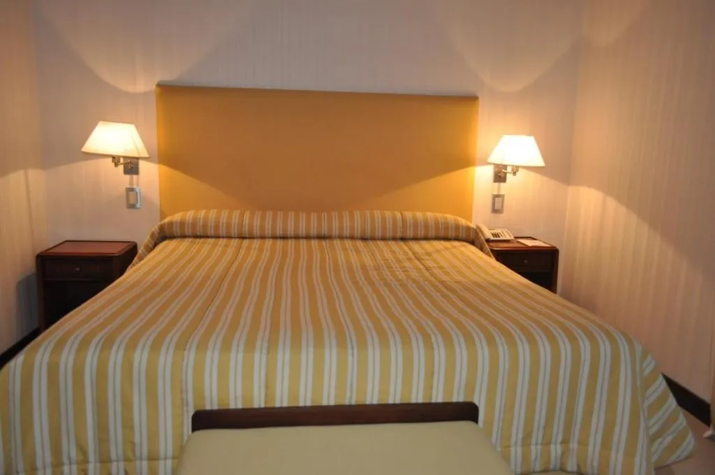 Bed in Hermitage Hotel