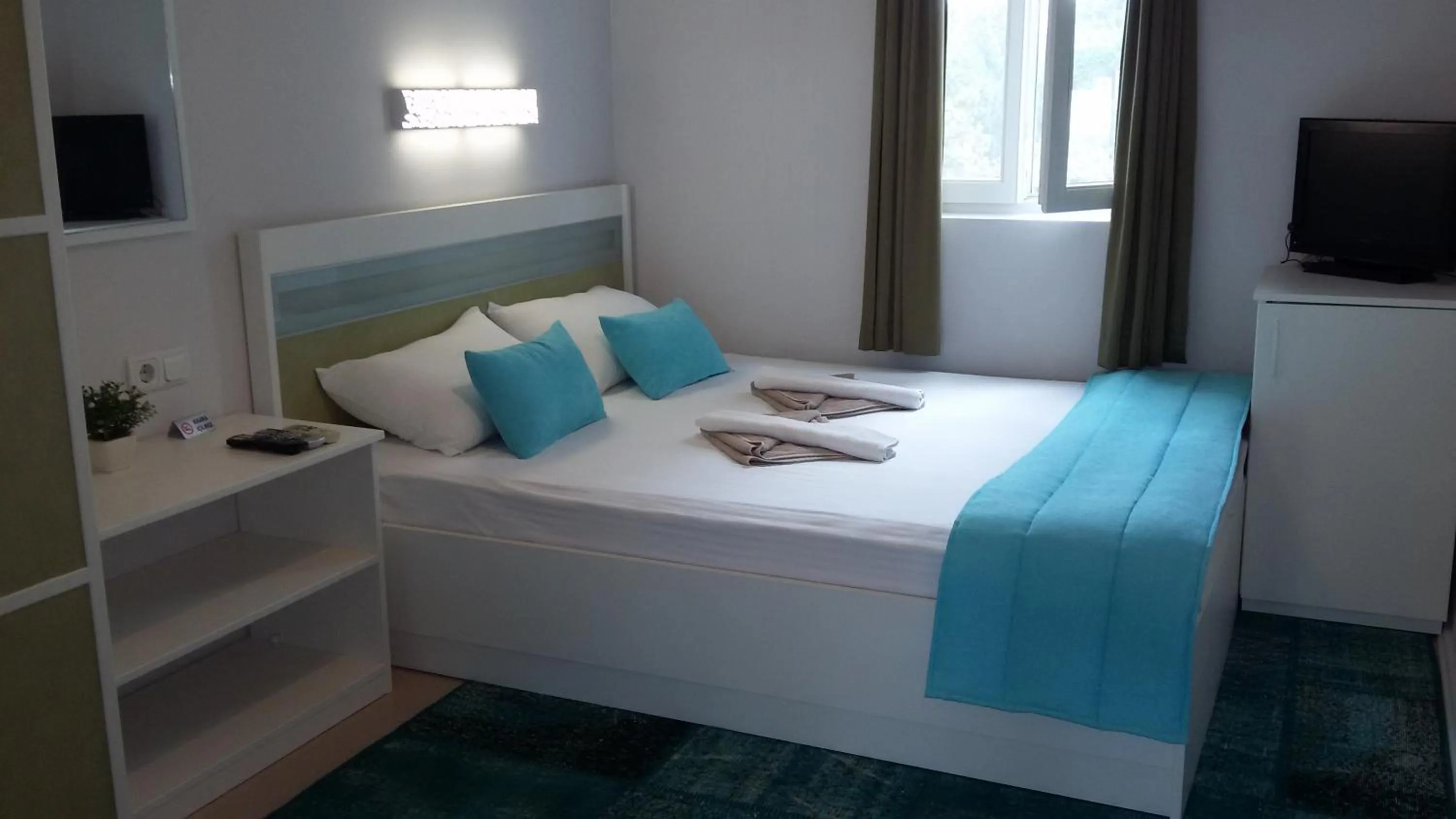 Bedroom in Albatros Hotel