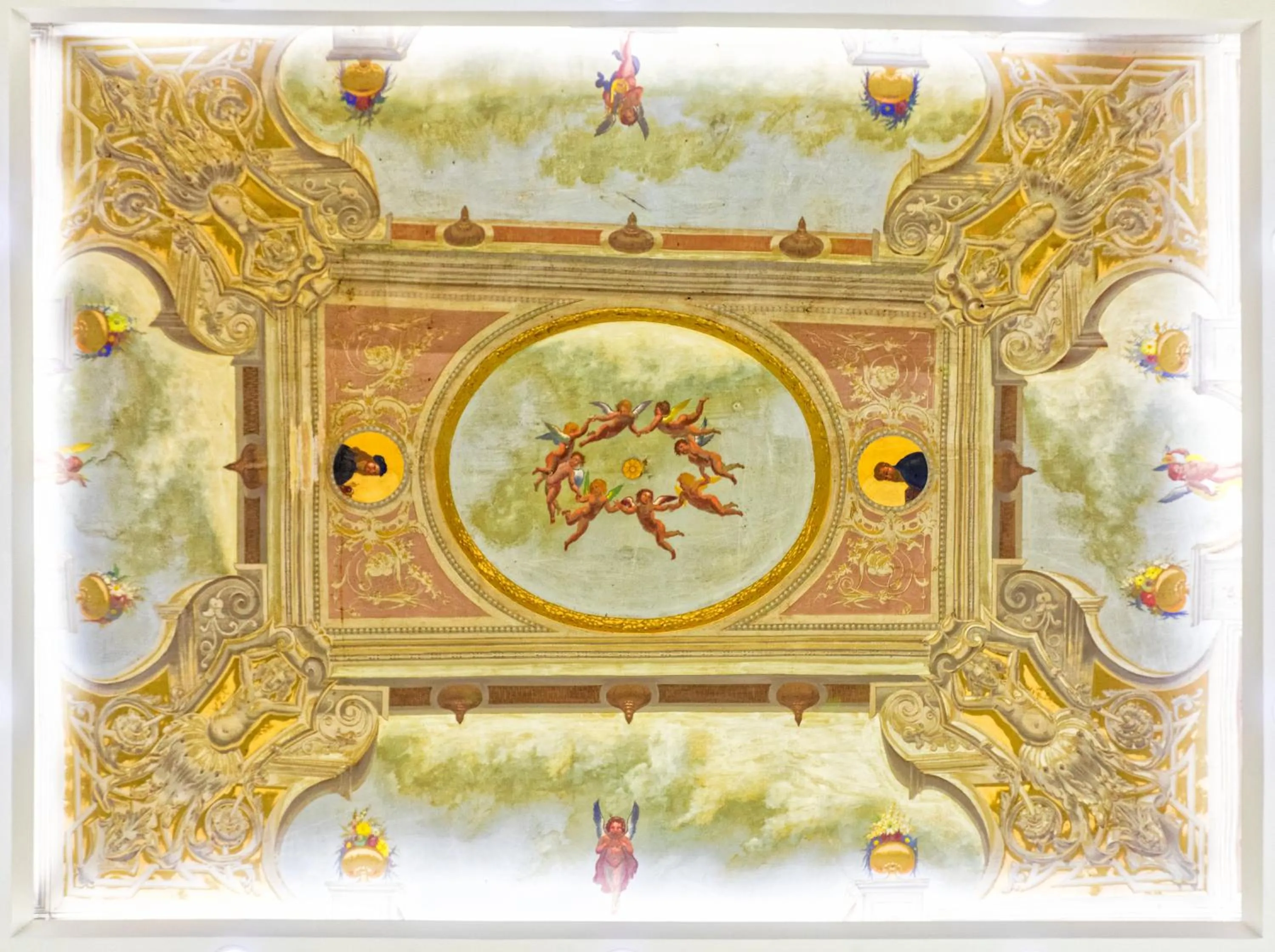 Decorative detail in B&B Rest a Napoli