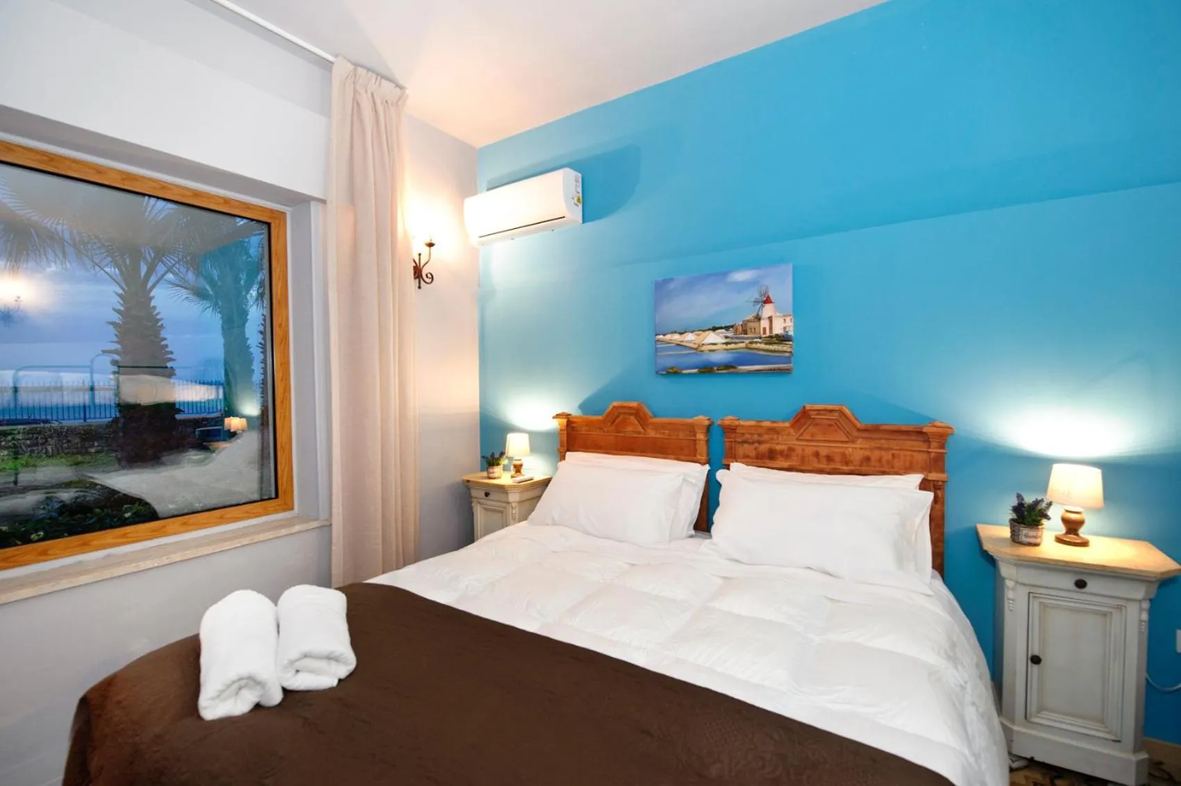 Bed in Relais Lo Stagnone