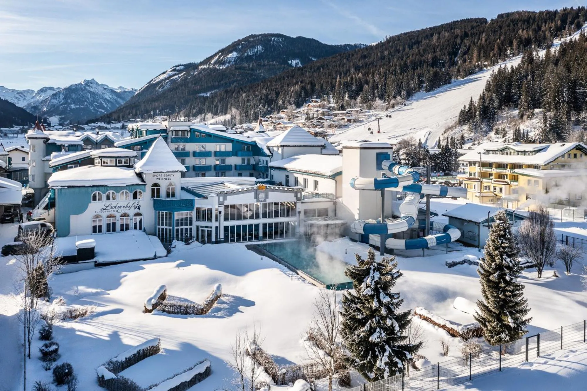 Property building in Schlosshotel Lacknerhof