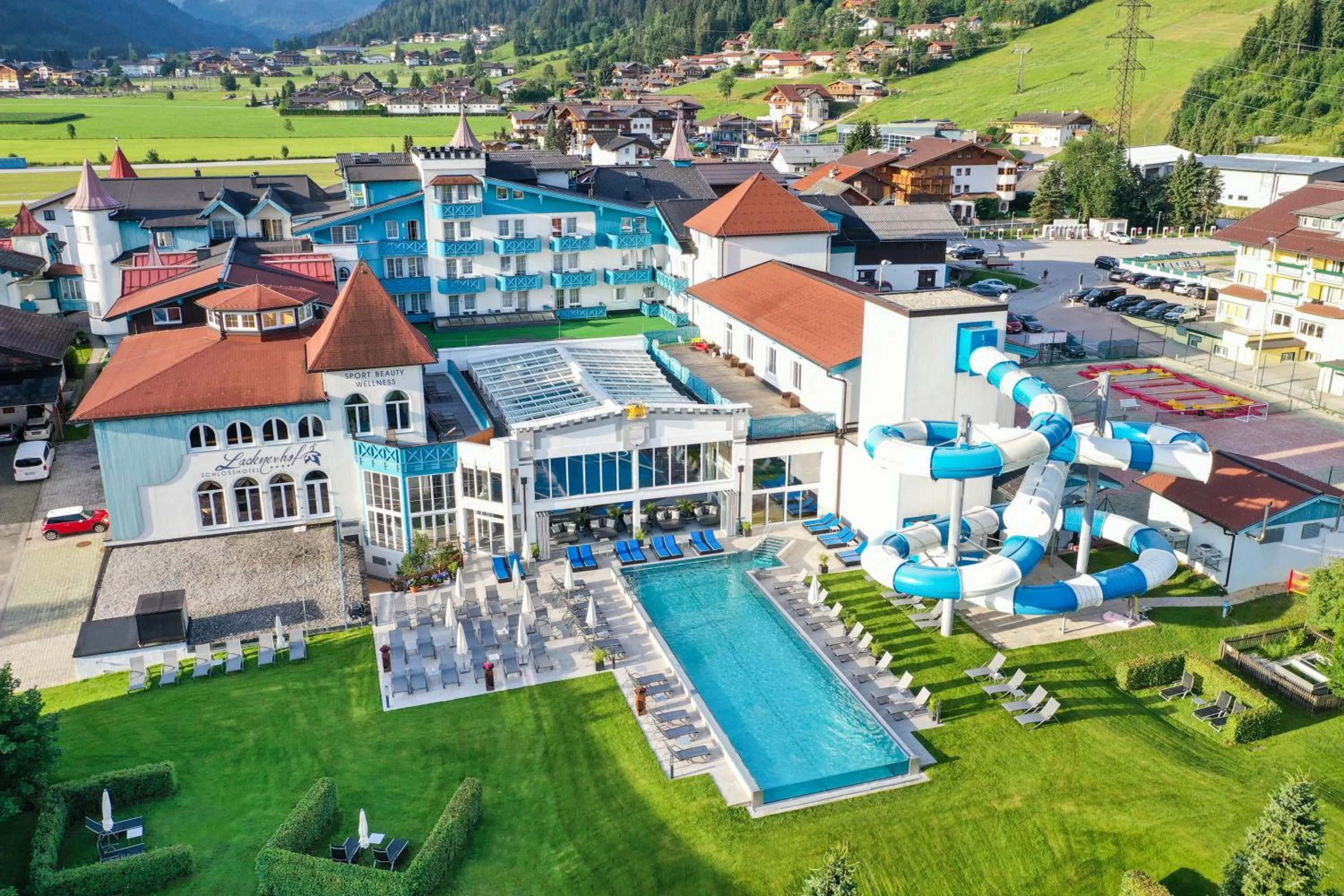 Property building in Schlosshotel Lacknerhof