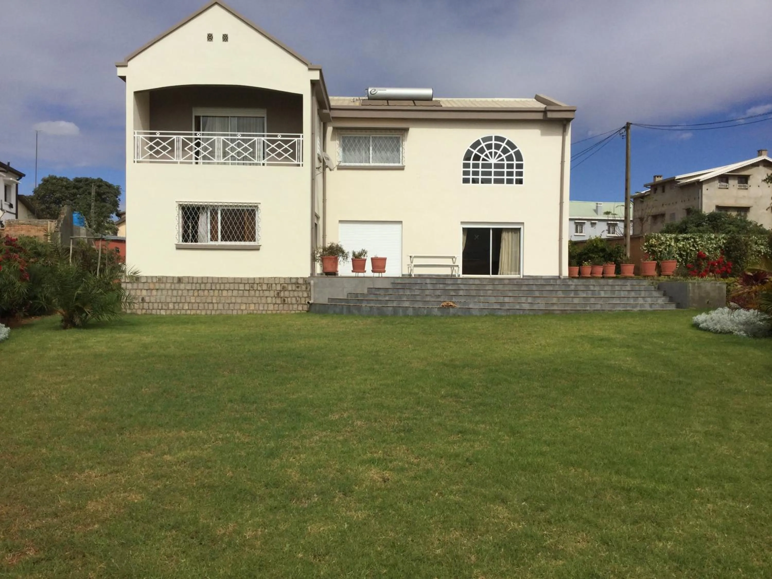 Property building in Sahamalaza