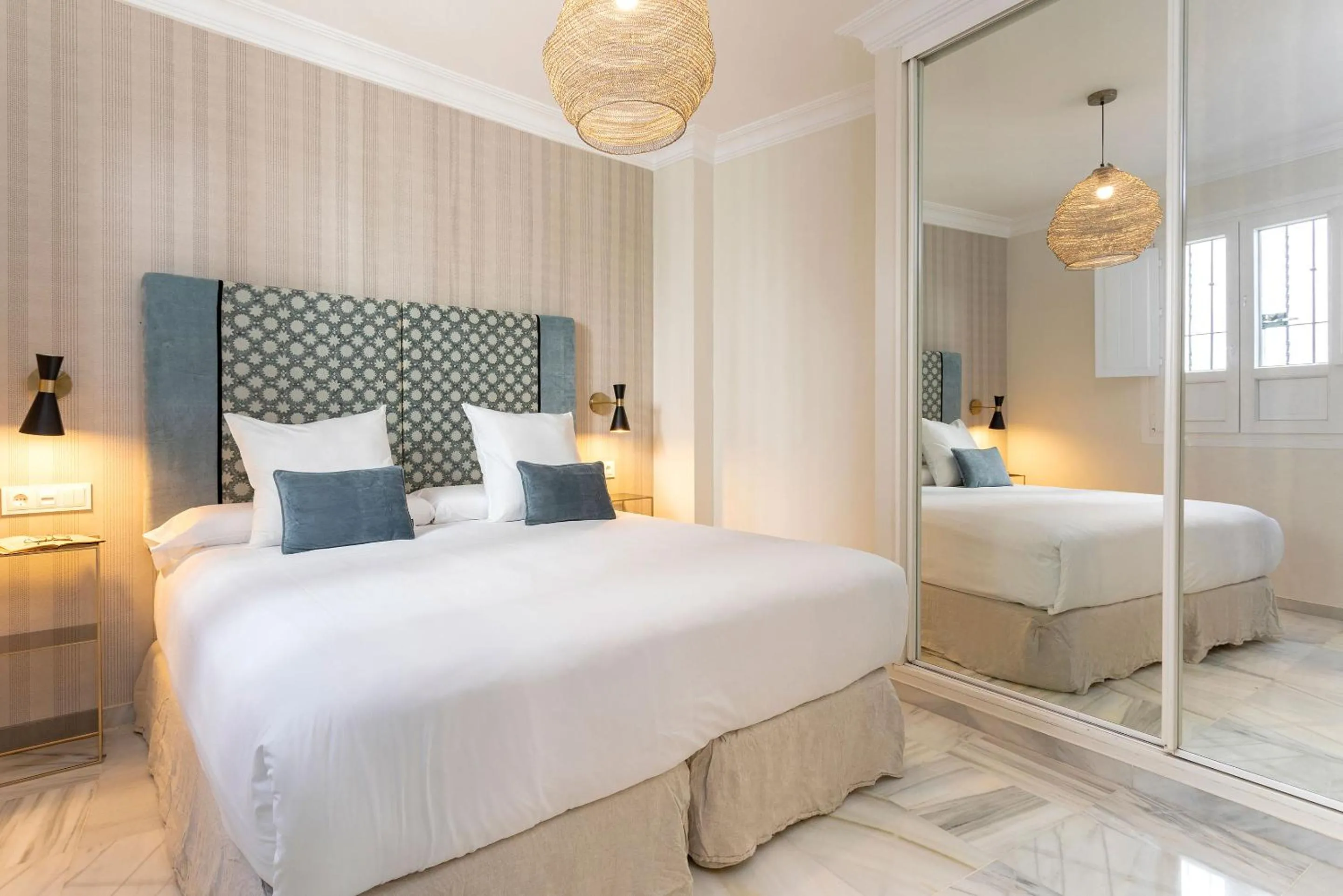 Photo of the whole room, Bed in Genteel Home San Isidoro