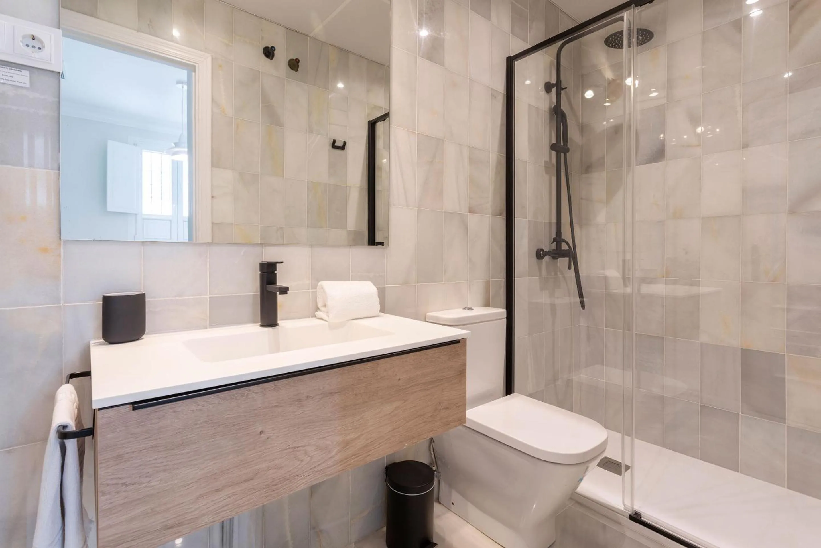 Shower in Genteel Home San Isidoro
