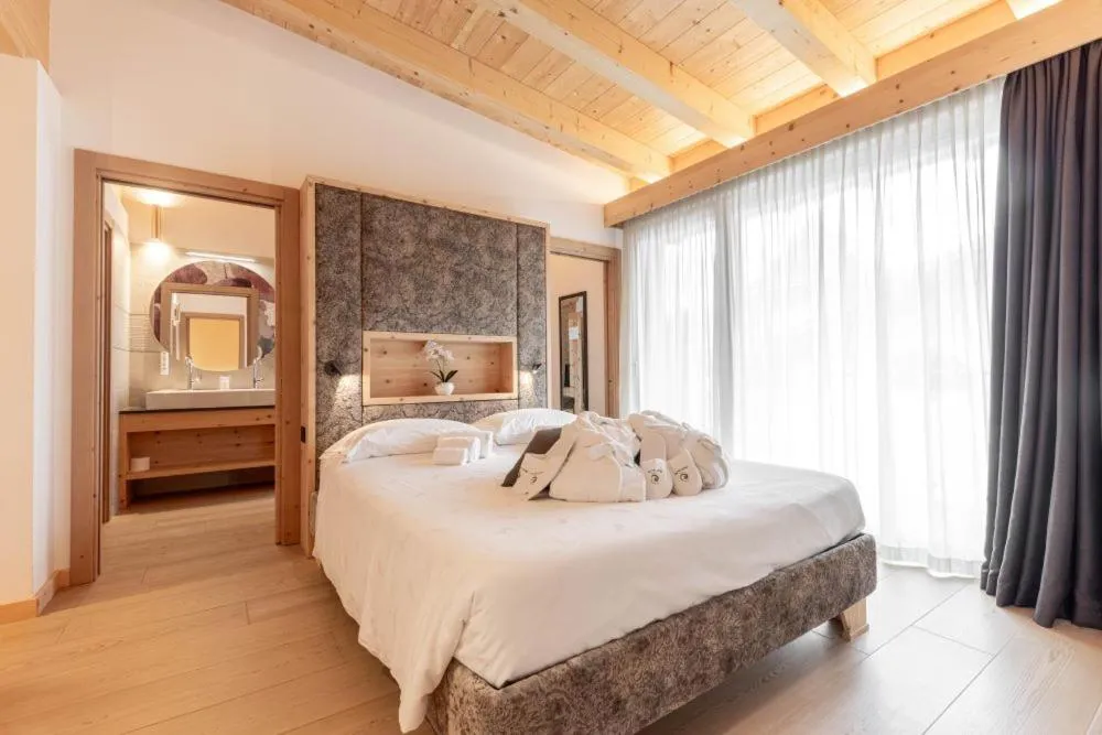 Bed in Hotel La Perla