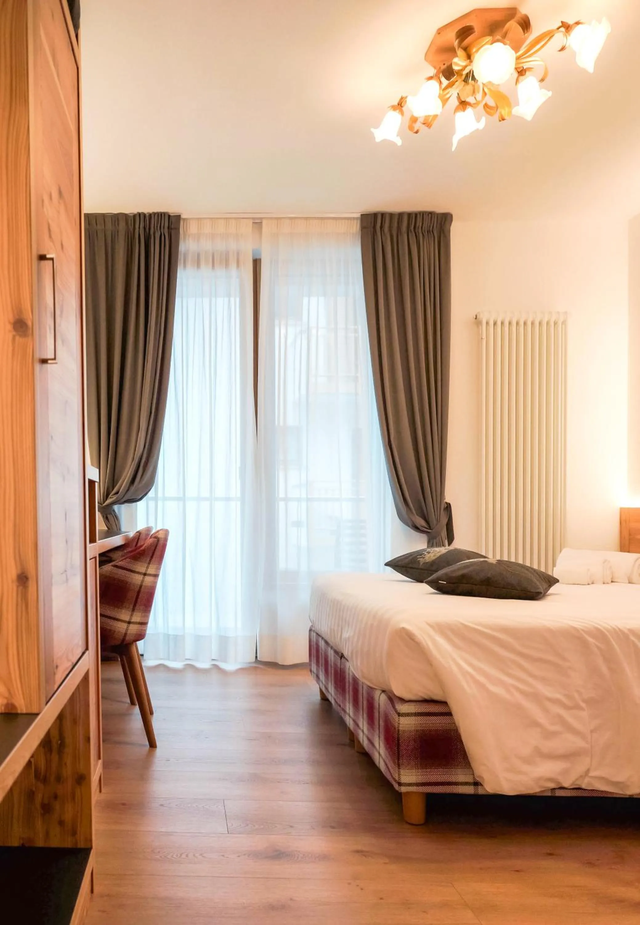 Bed in Hotel La Perla