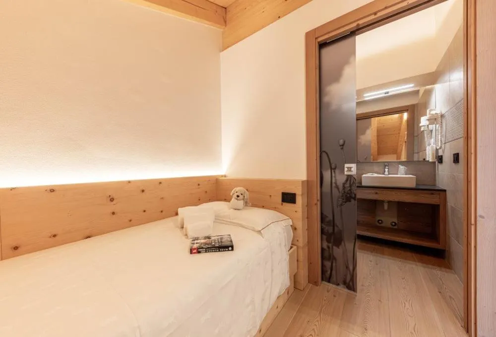 Bed in Hotel La Perla