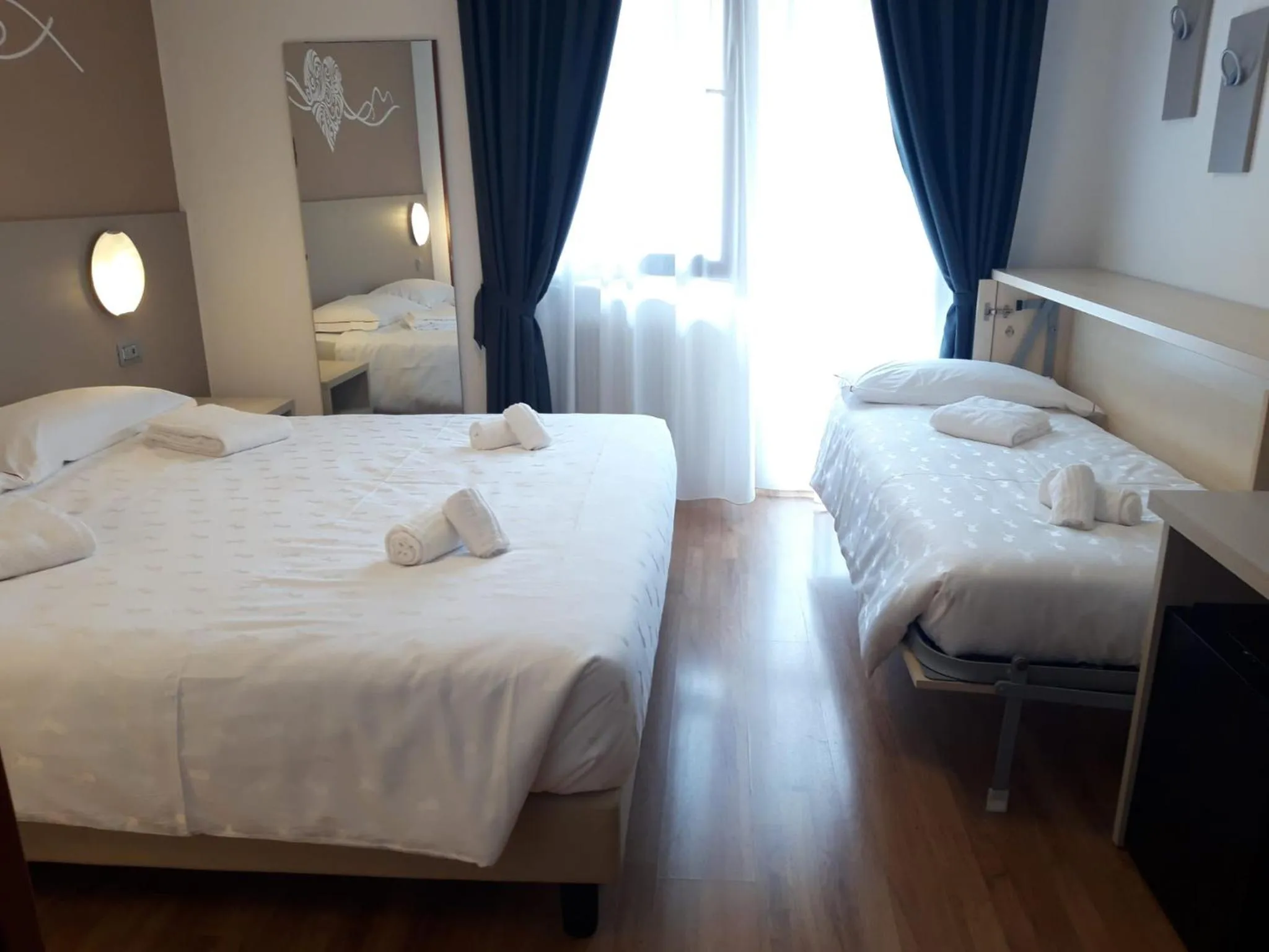 Bed in Hotel La Perla