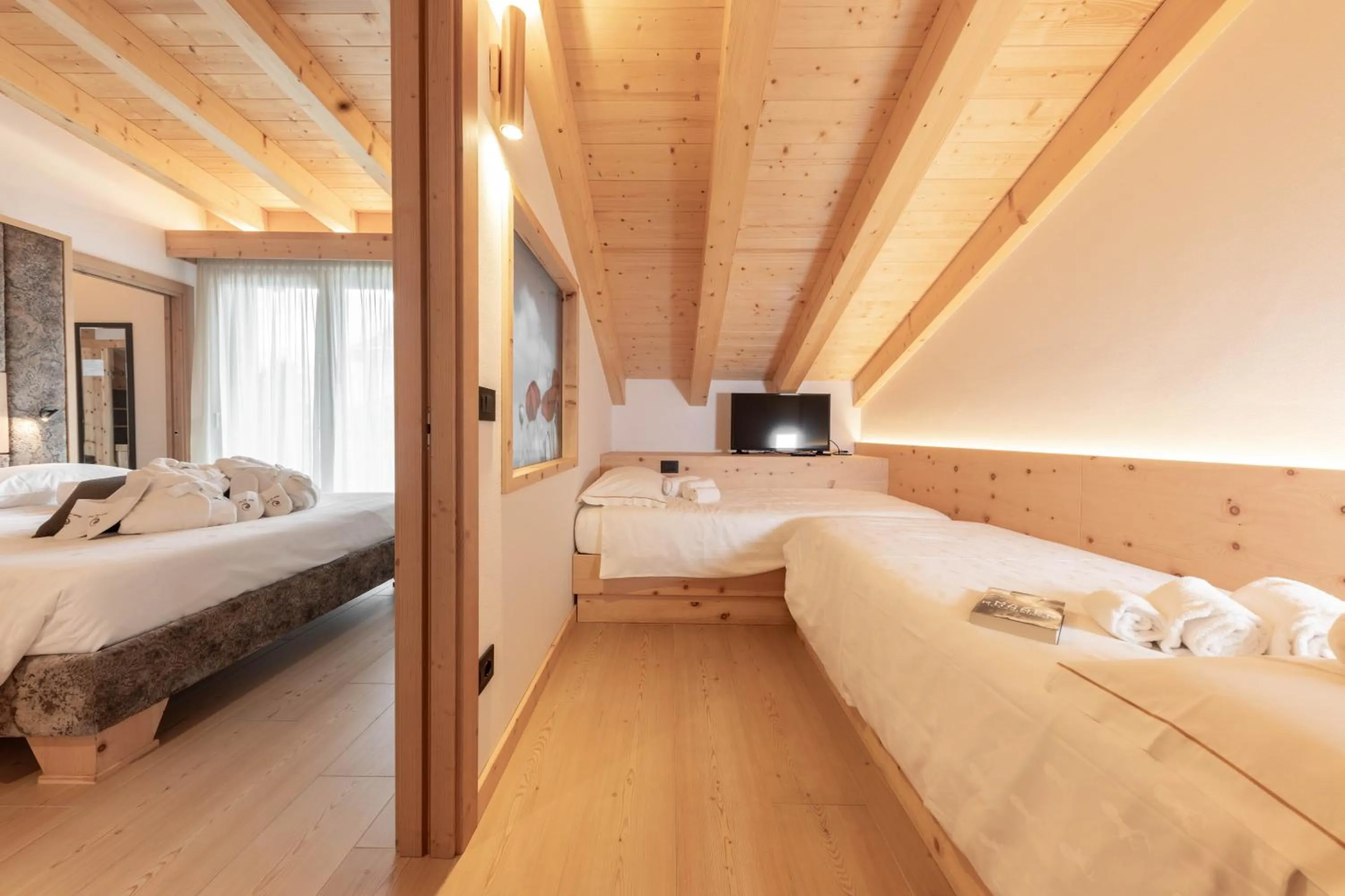 Bed in Hotel La Perla