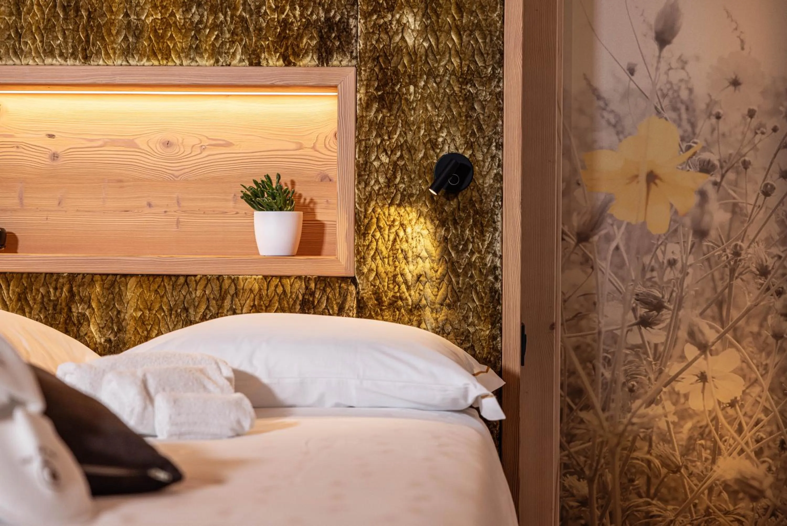 Bed in Hotel La Perla