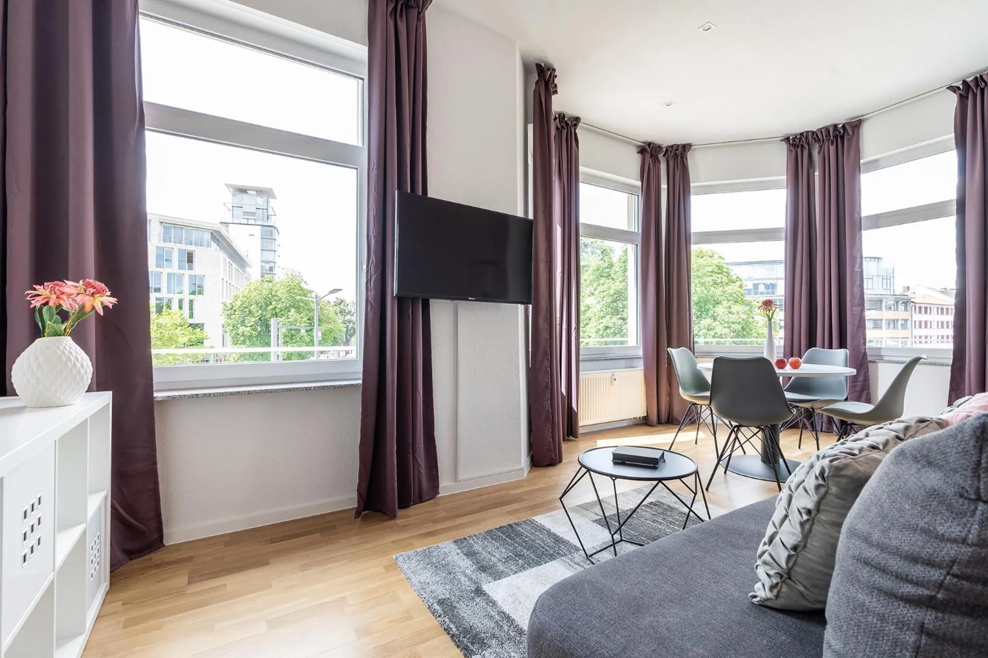 Living room in Freiburg Apartments Friedrichring