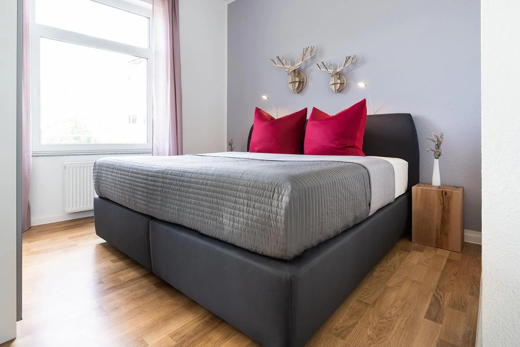 Bedroom, Bed in Freiburg Apartments Friedrichring