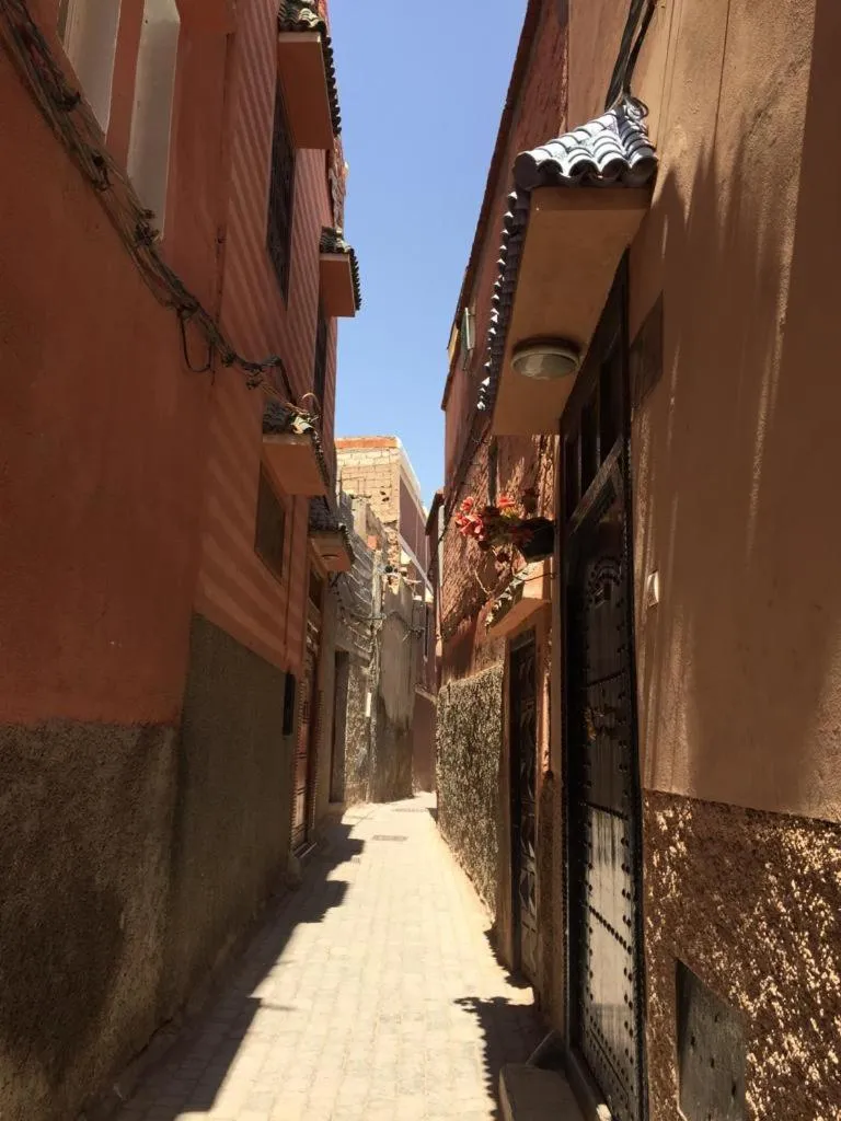 Property building in Dar Dikrayat