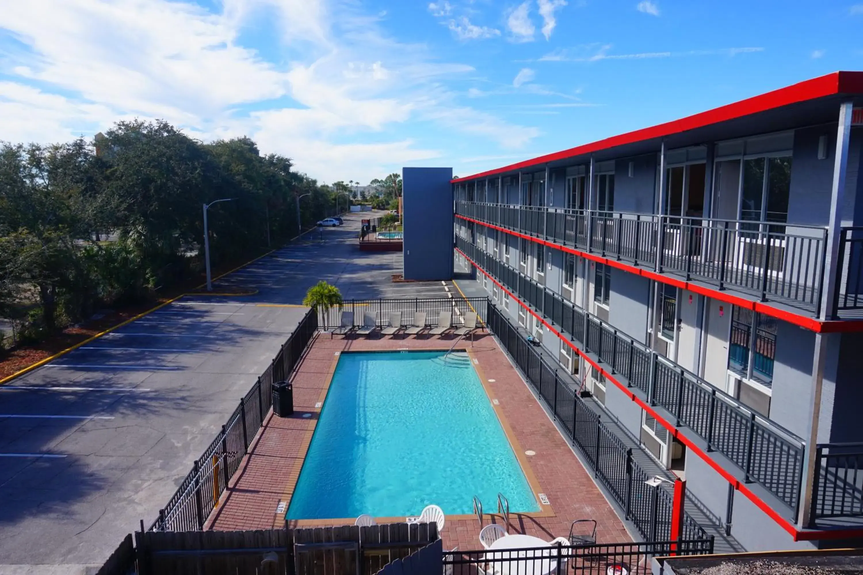 Double Room with Two Double Beds and Pool View - Non-Smoking in Travelodge by Wyndham Orlando at Heart of International Drive Double Room with Two Double Beds and Pool View - Non-Smoking in Travelodge by Wyndham Orlando at Heart of International Drive