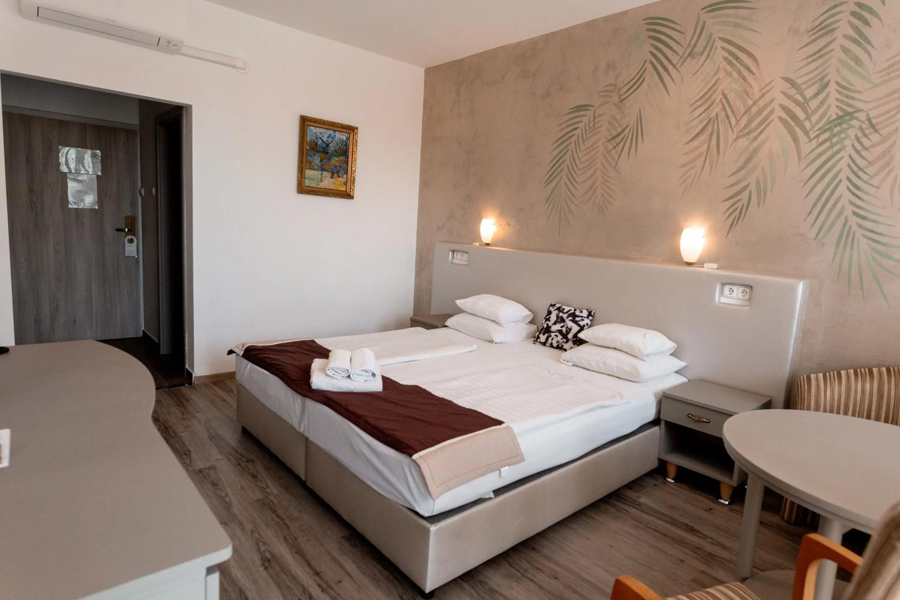 Photo of the whole room, Bed in Aphrodite Hotel