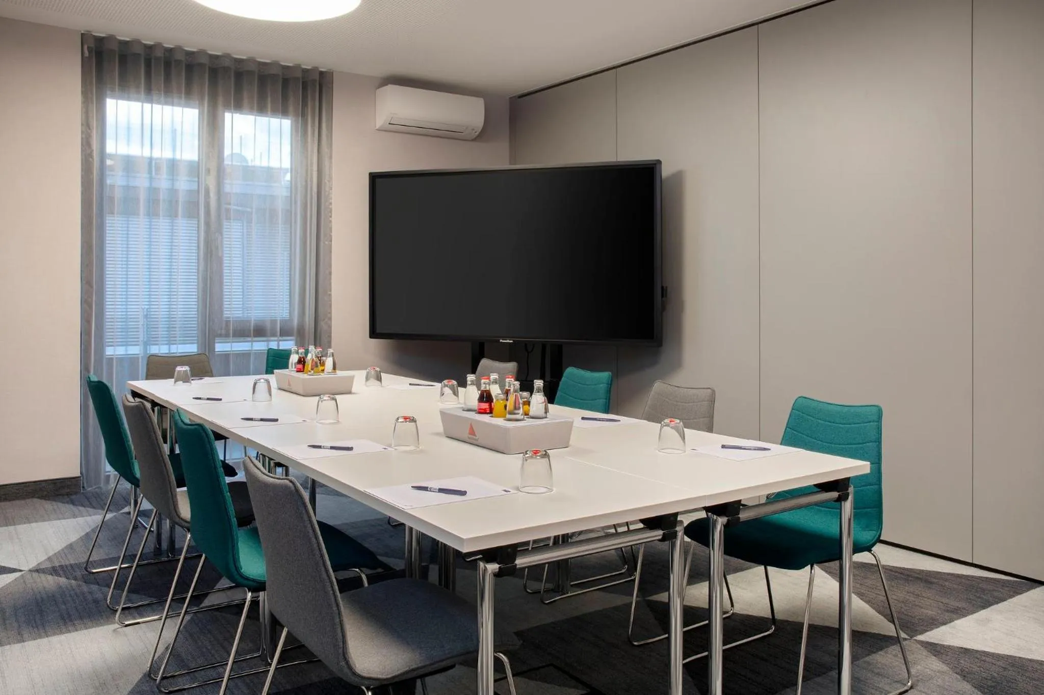 Meeting/conference room in Holiday Inn Express Stuttgart-Waiblingen by IHG