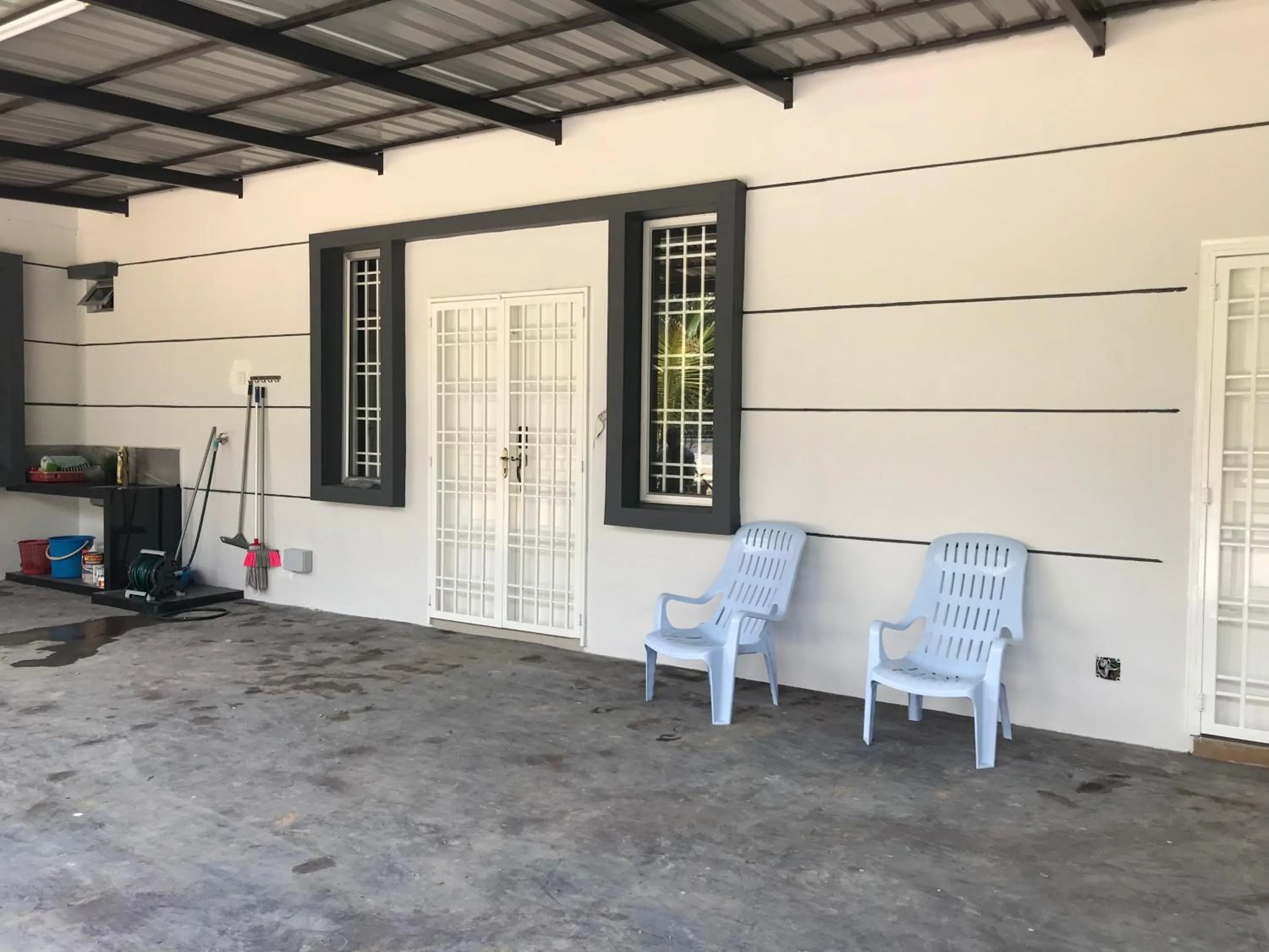 Facade/entrance in Jiaxin Homestay - JP Pedana 家馨民宿