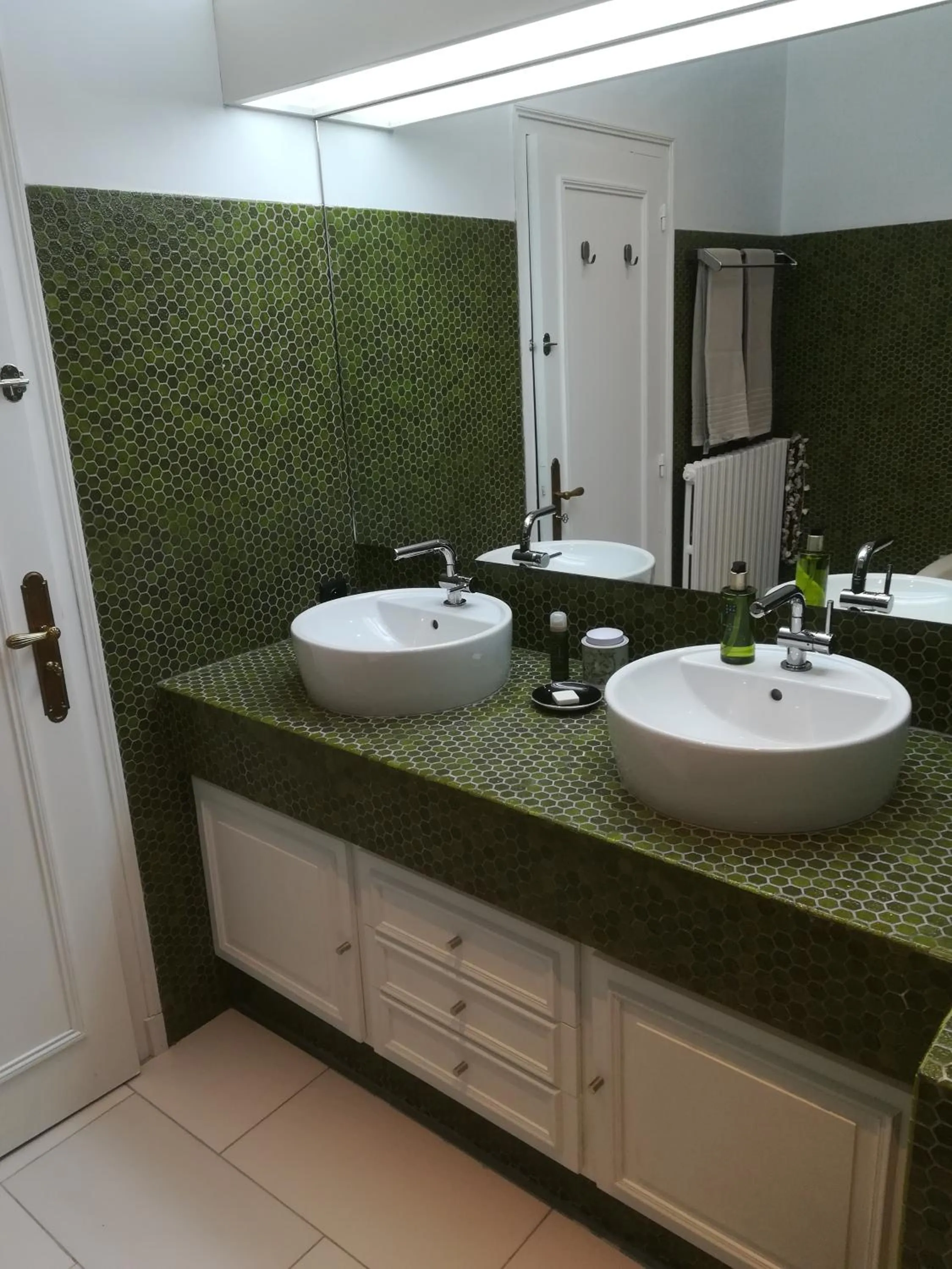 Shower in Maison Angulus Ridet