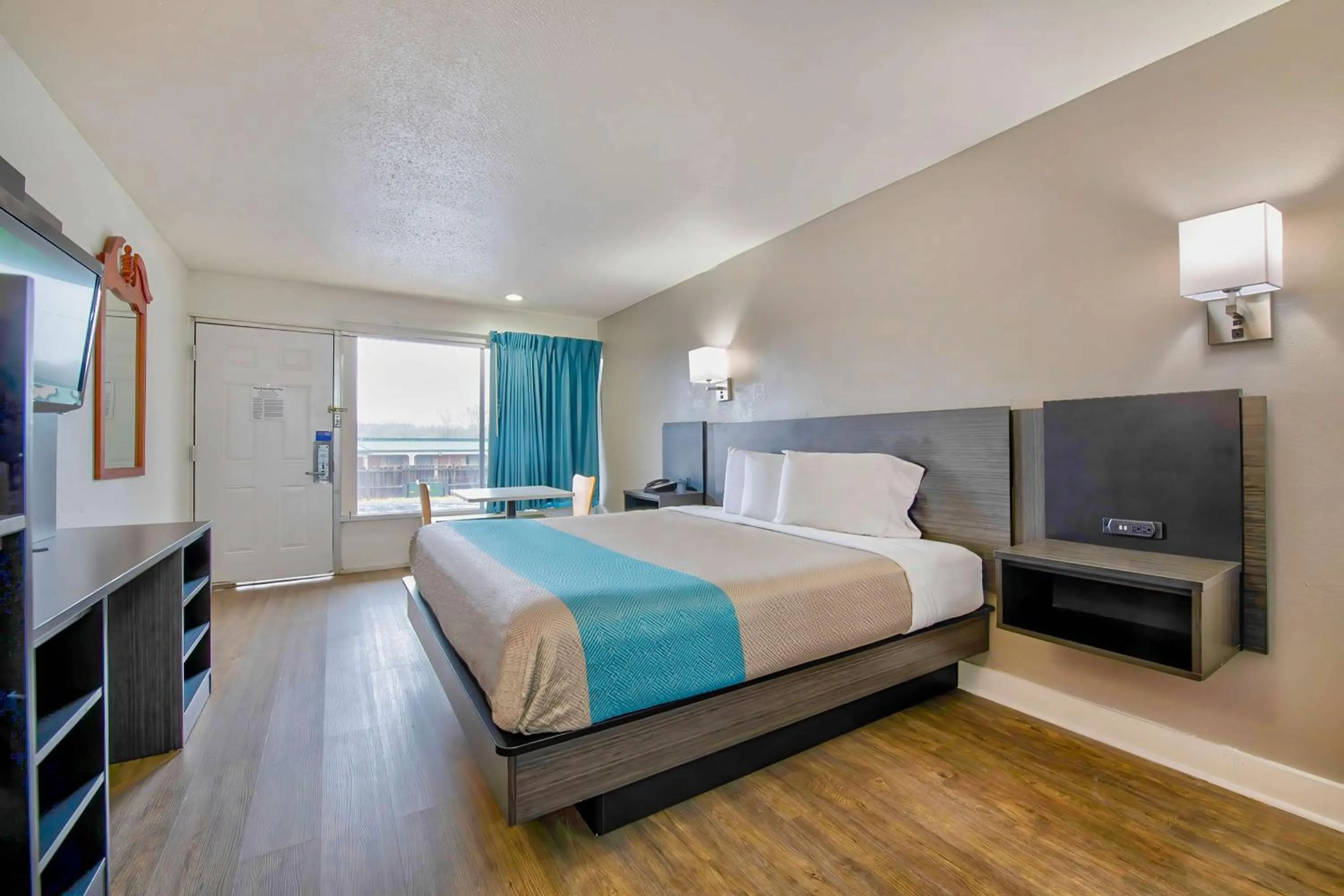 Bedroom, Bed in Motel 6 Byron, Ga