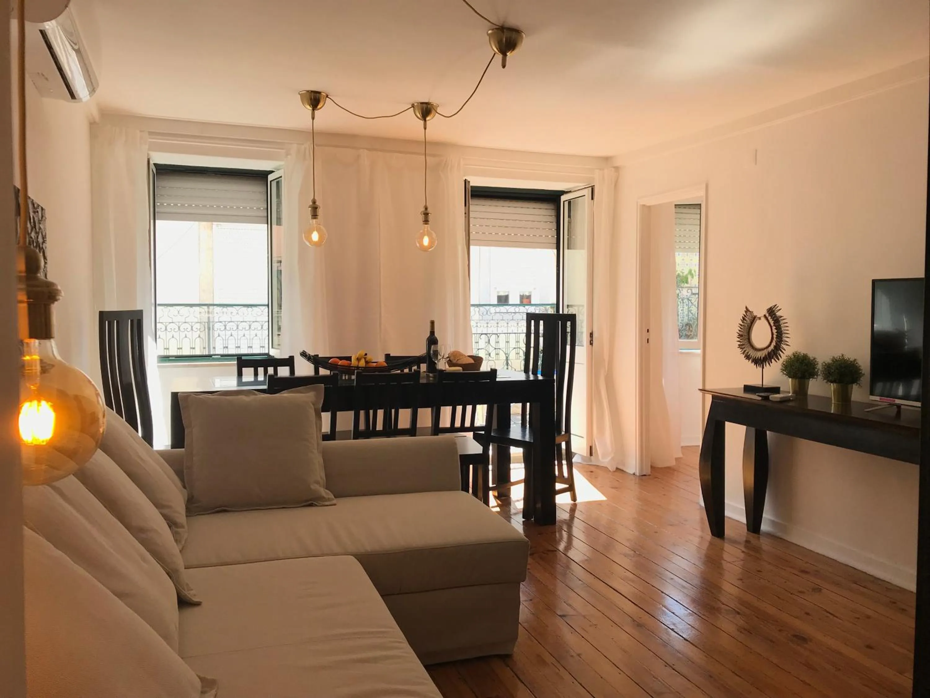 Living room in SantoSweethome 2