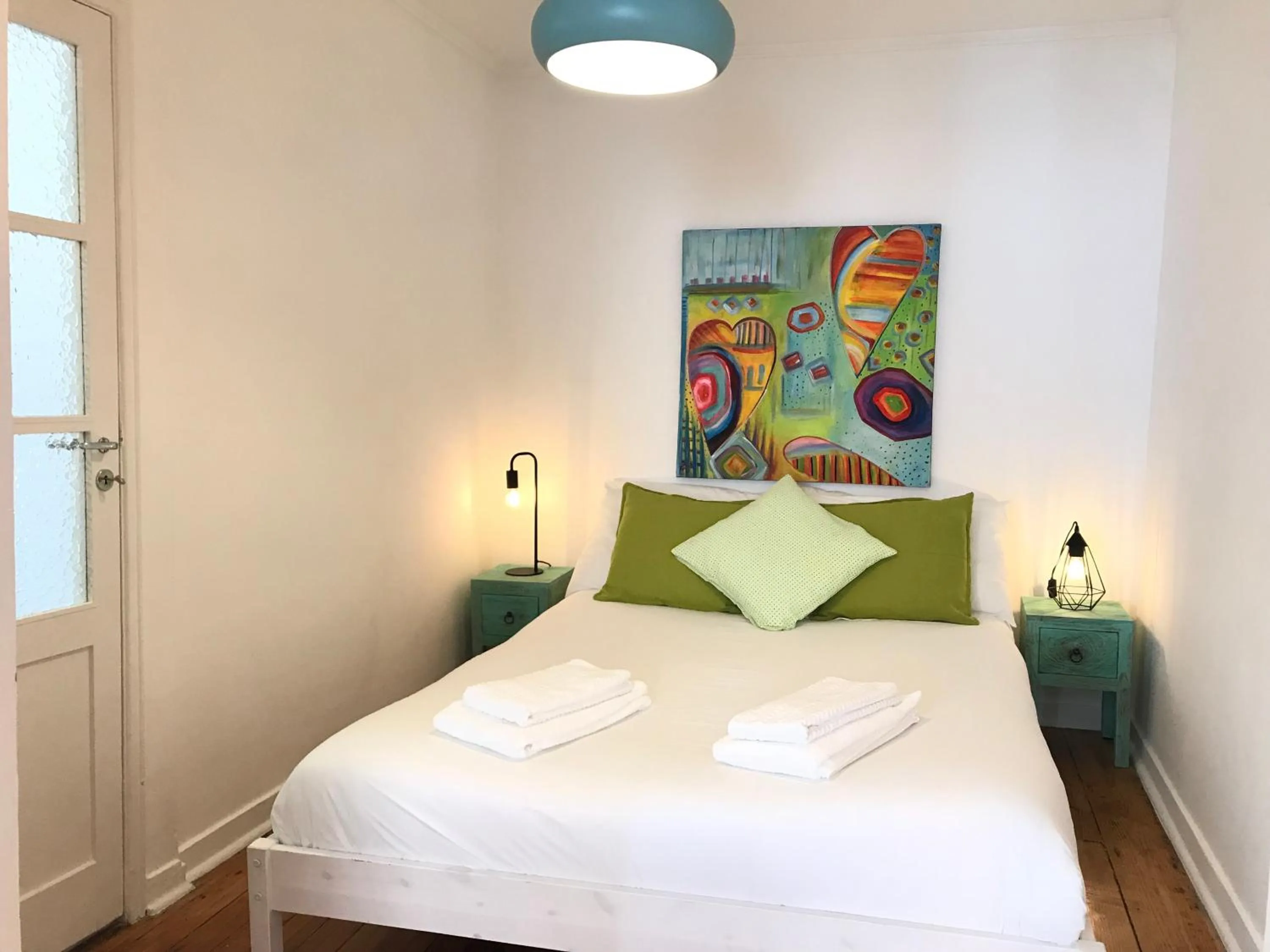 Photo of the whole room, Bed in SantoSweethome 2