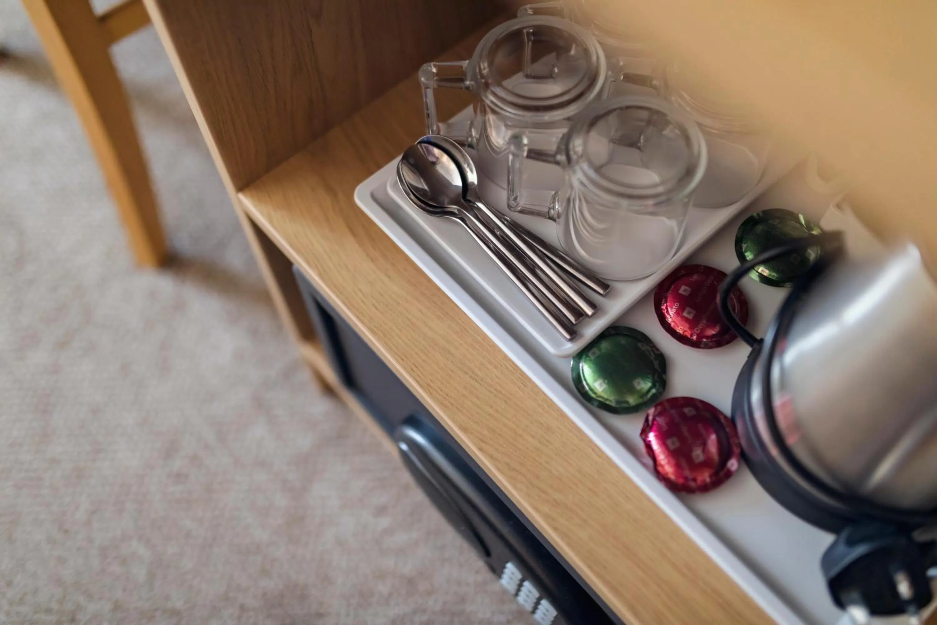 Coffee/tea facilities in Bayview Hotel
