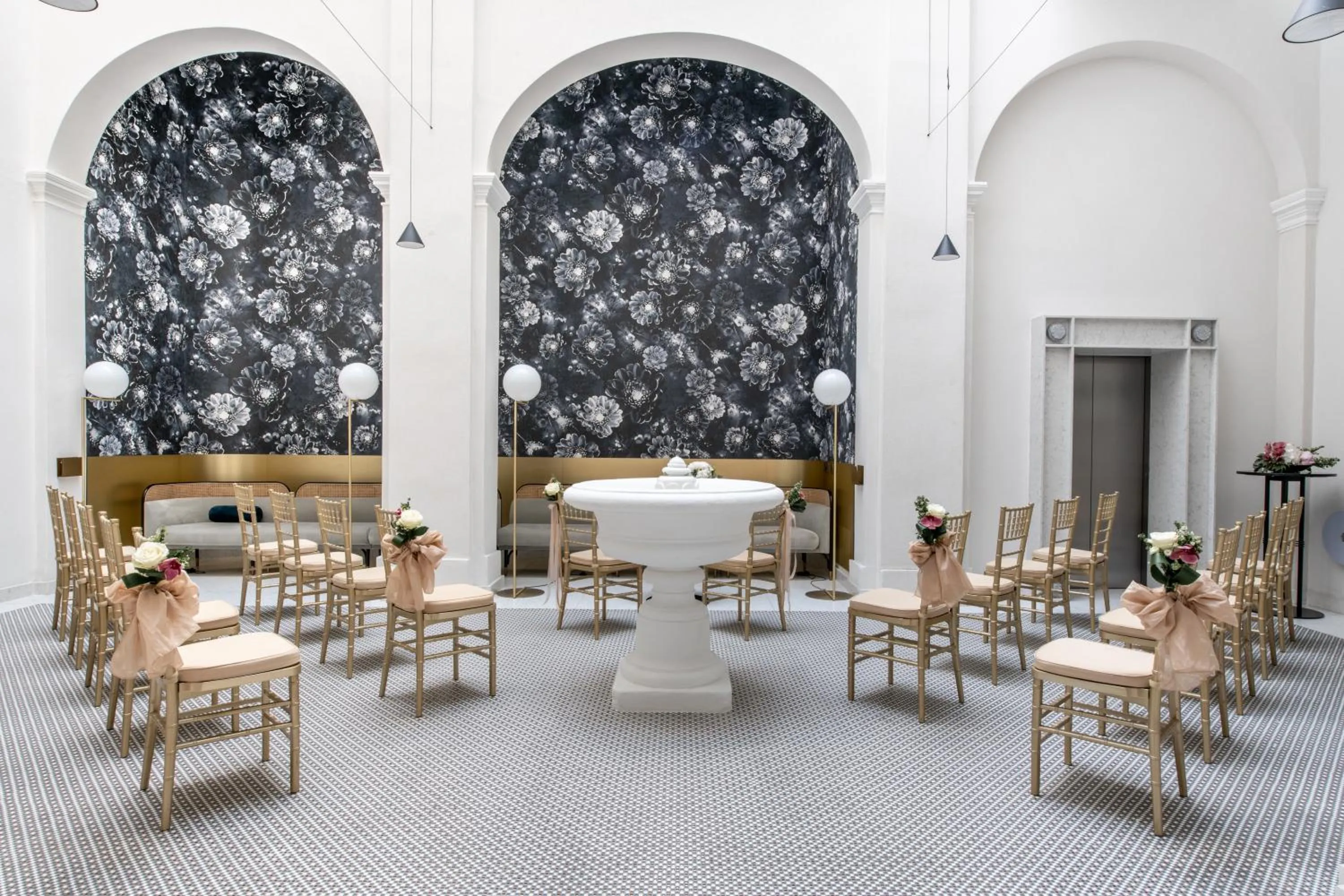 Lobby or reception in Rosselli