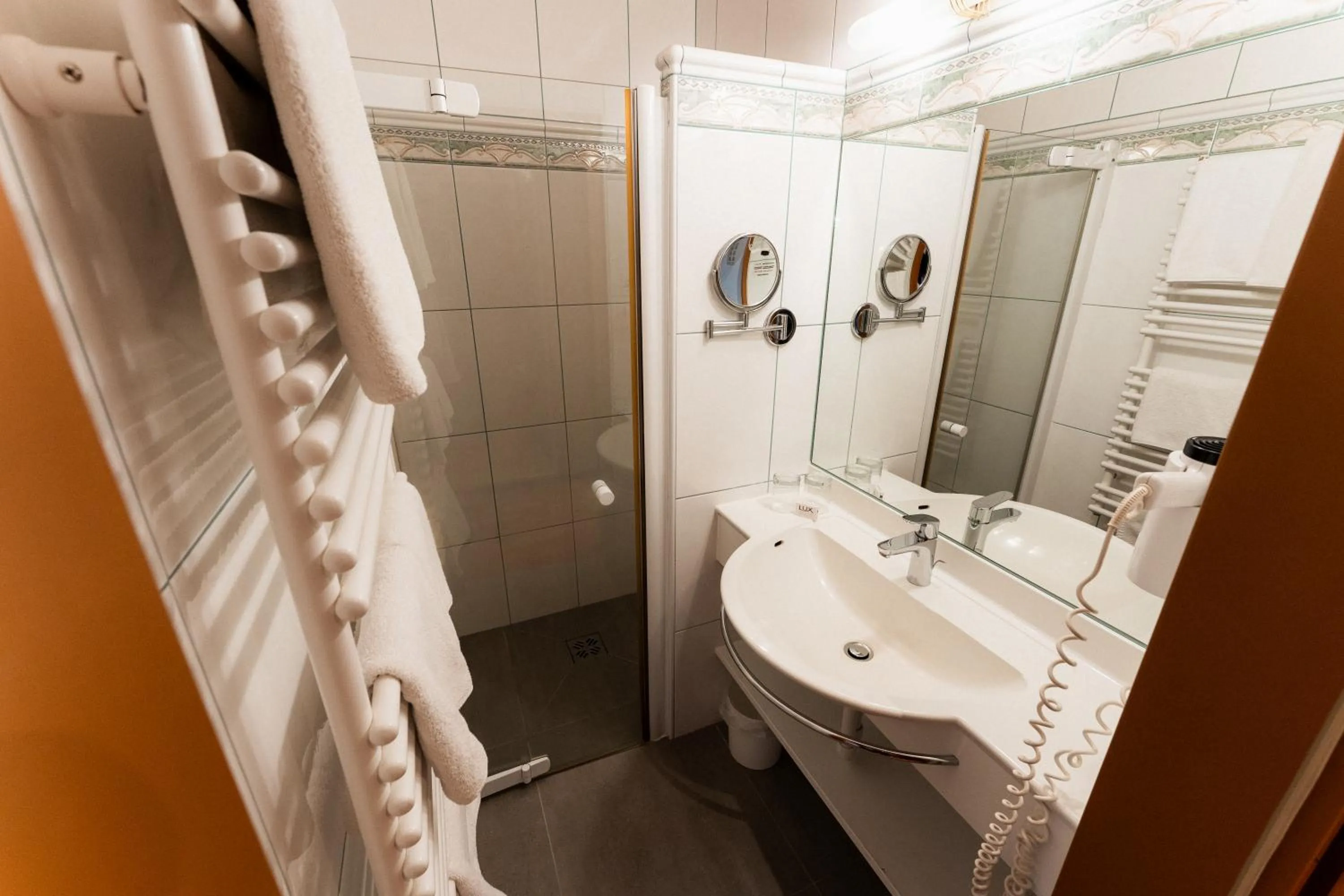 Bathroom in Aparthotel Pfeffermühle