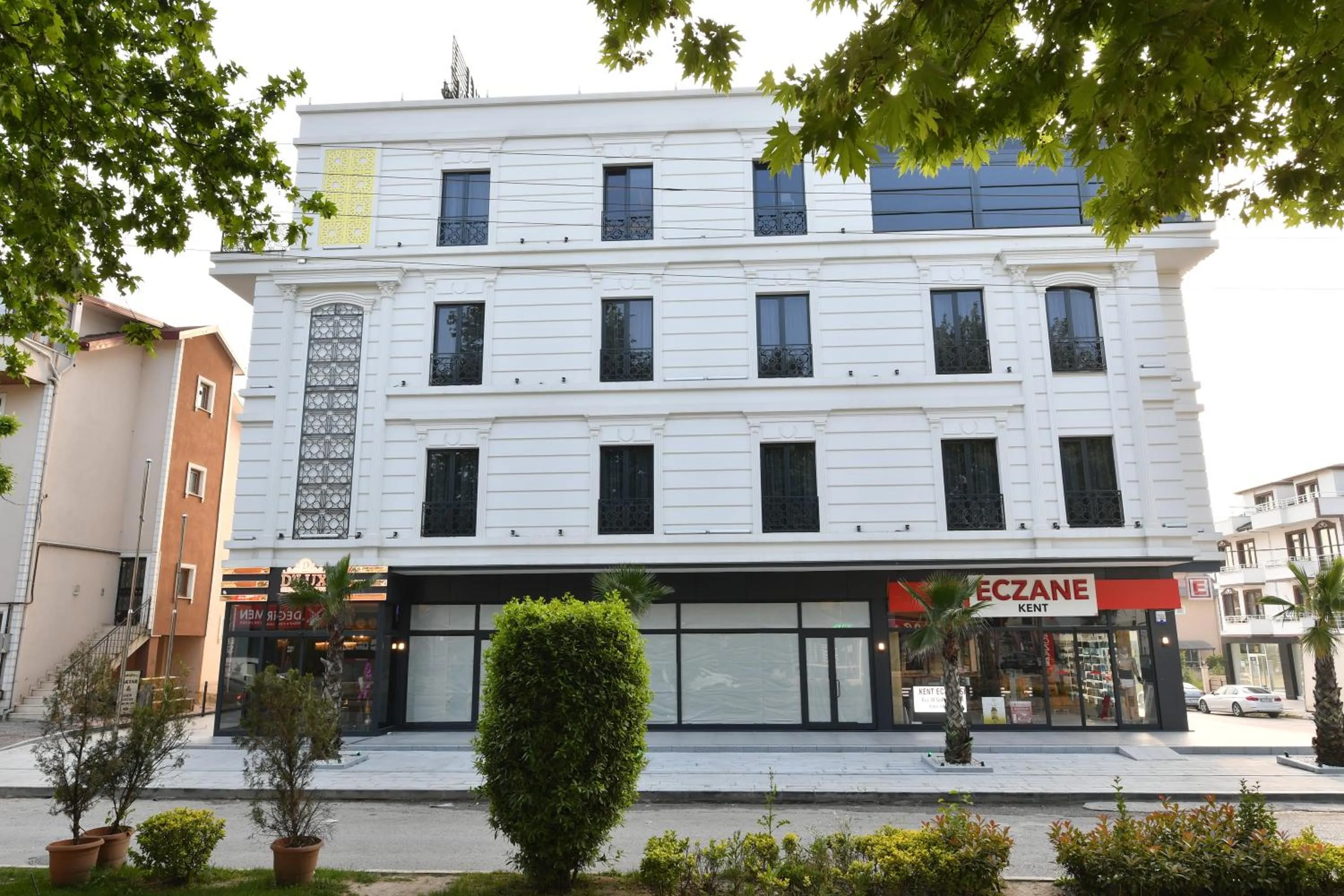 Property building in D'LUX BOUTİQUE HOTEL