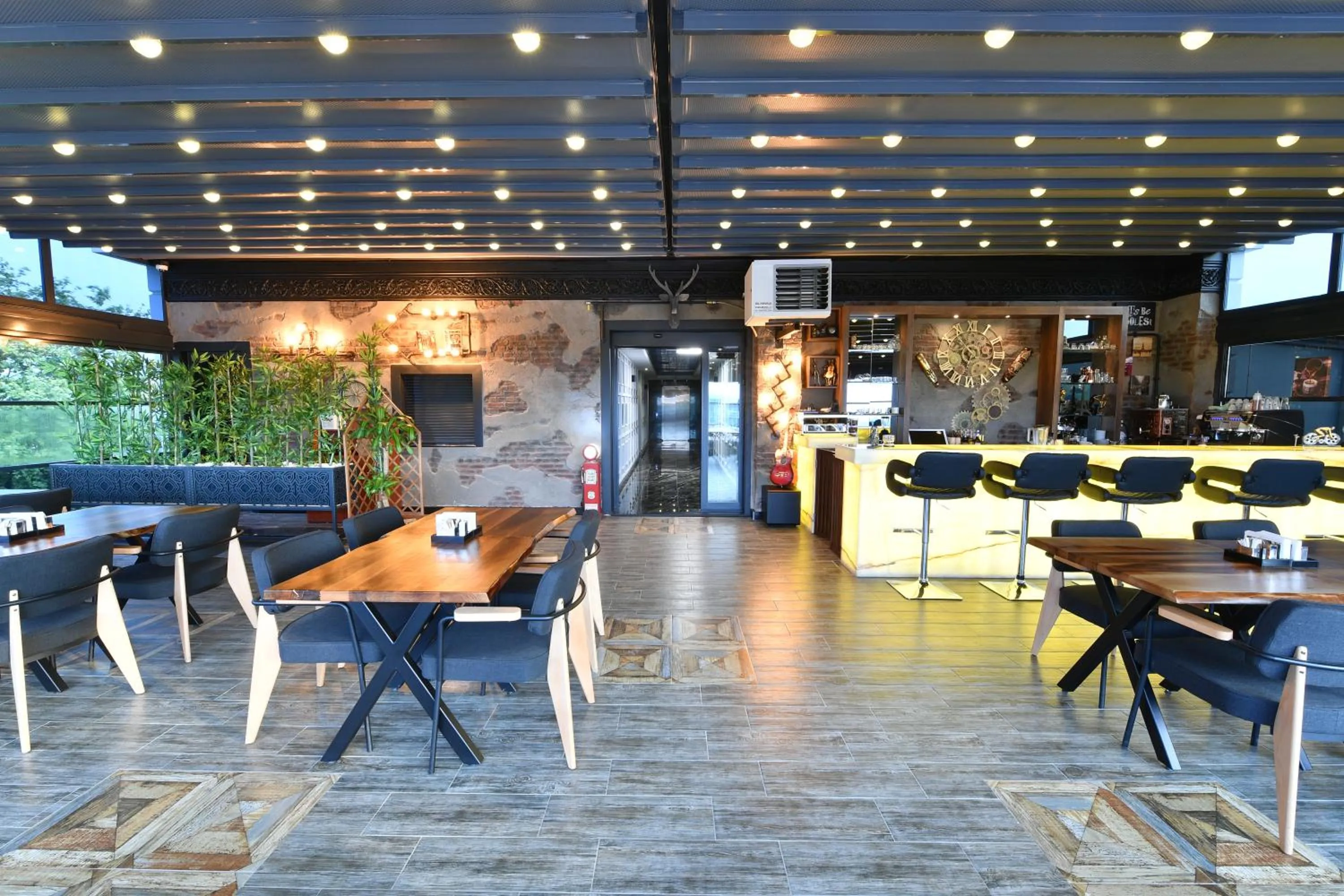 D'LUX BOUTİQUE HOTEL