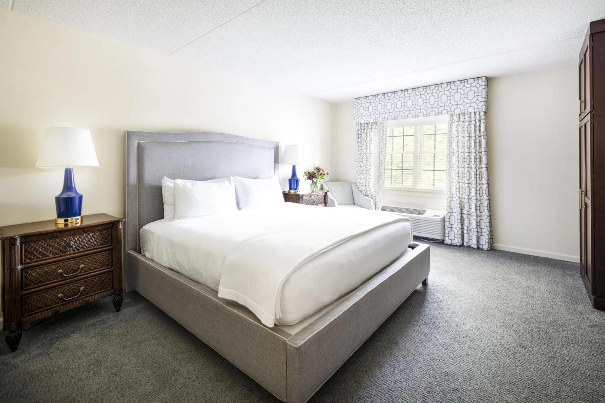 Photo of the whole room, Bed in The Bellmoor Inn and Spa