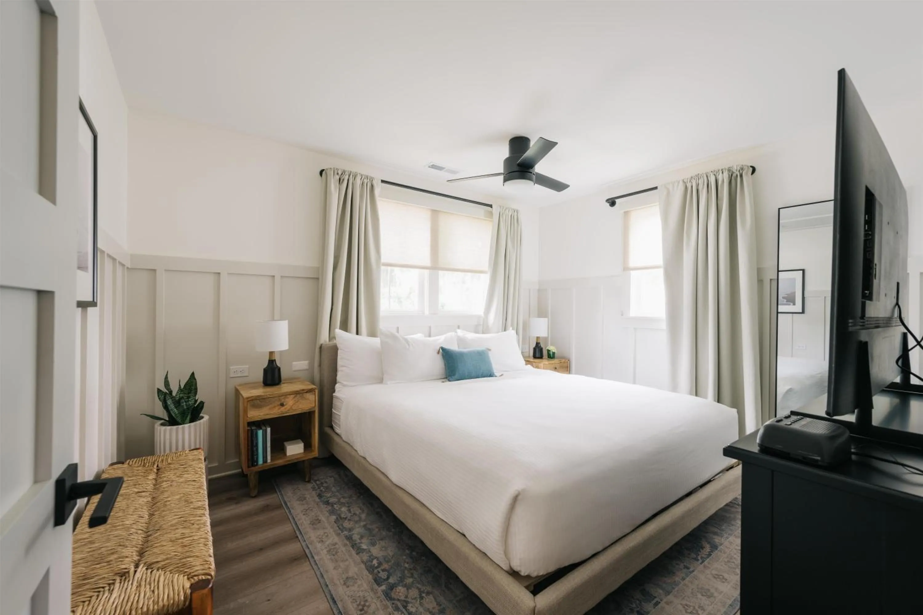 Photo of the whole room, Bed in The Bellmoor Inn and Spa