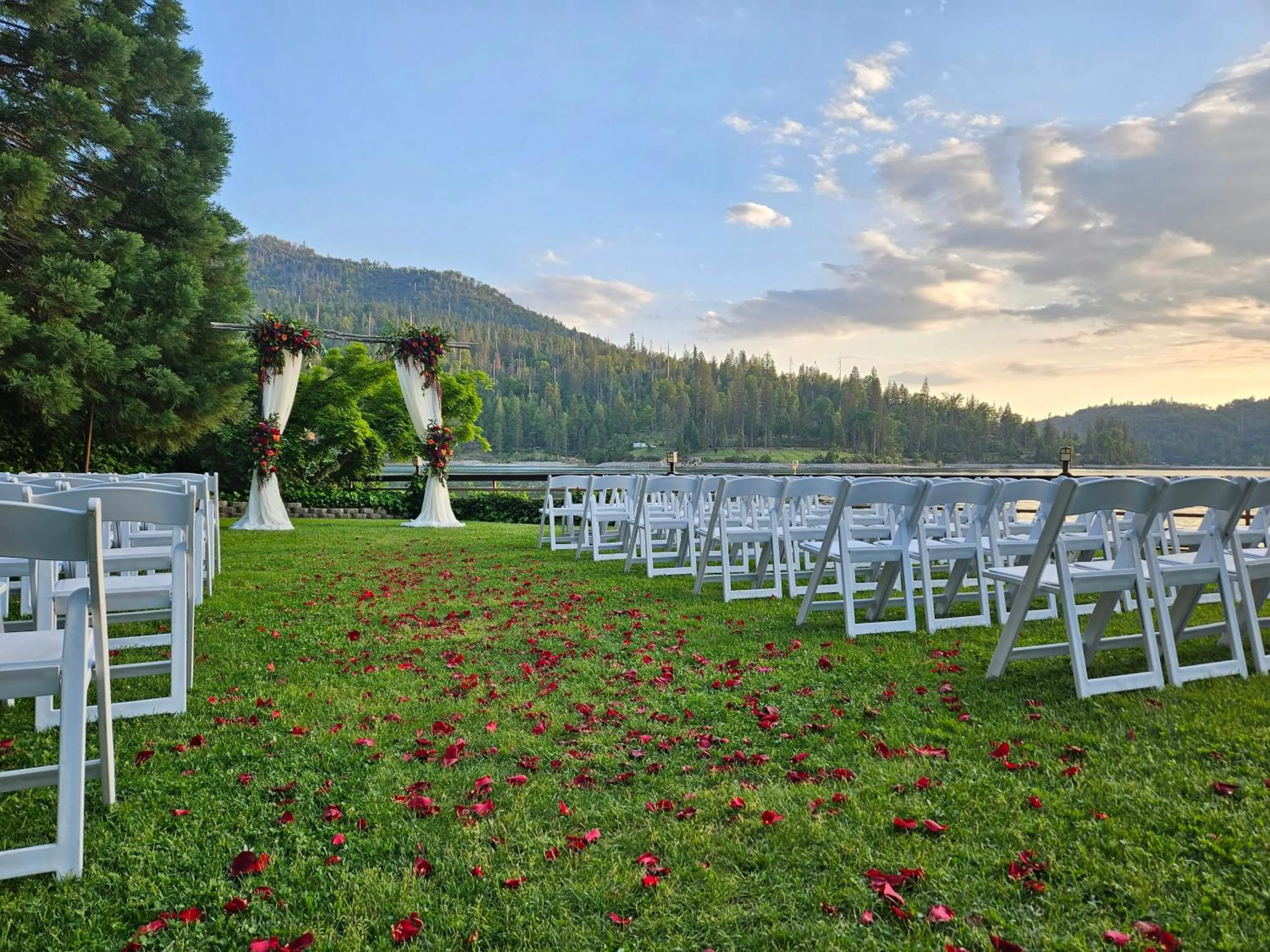 The Pines Resort & Conference Center