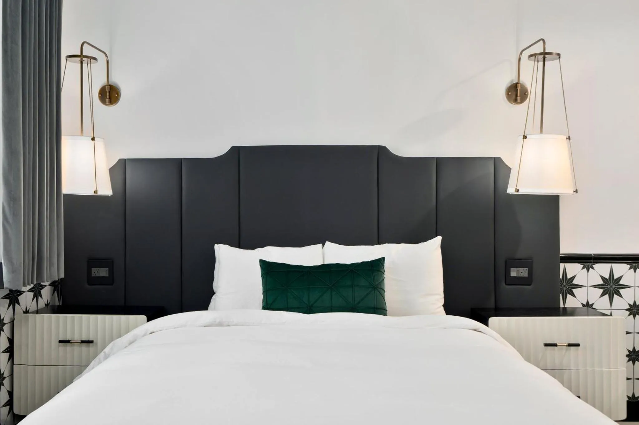 Bed in Casablanca Inn