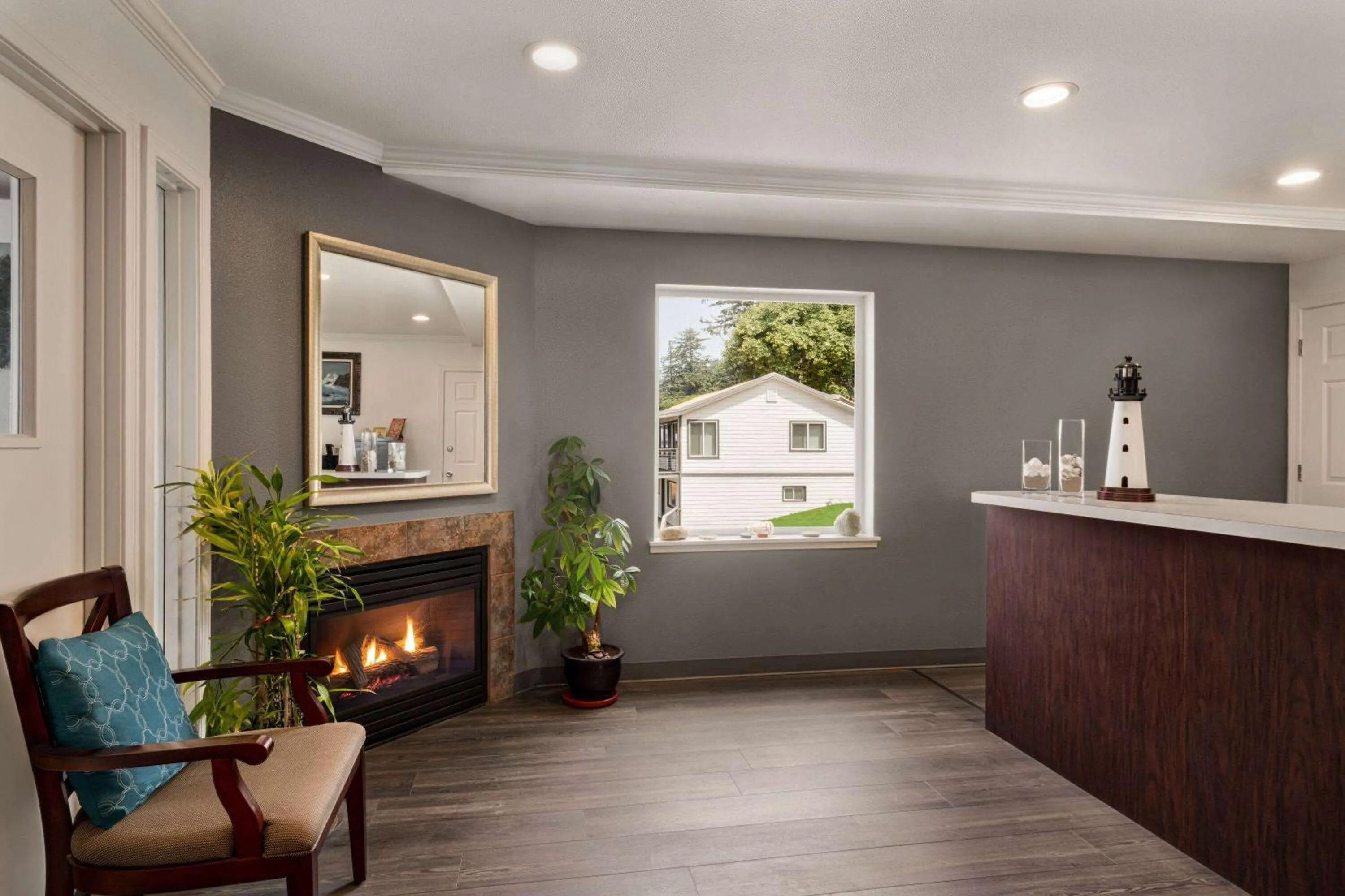 Lobby or reception in Travelodge by Wyndham Depoe Bay