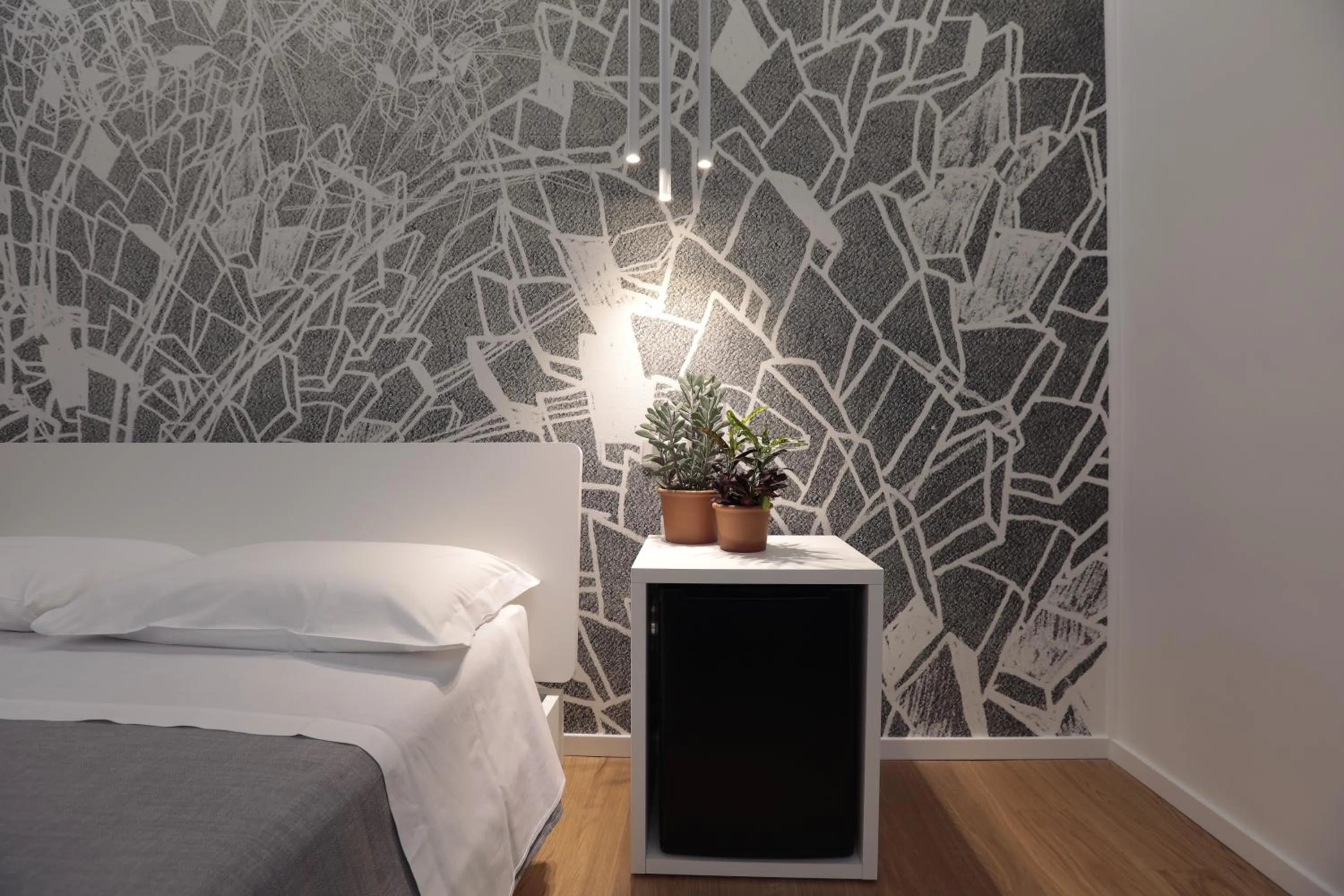 Bed in Suite Inn Rome