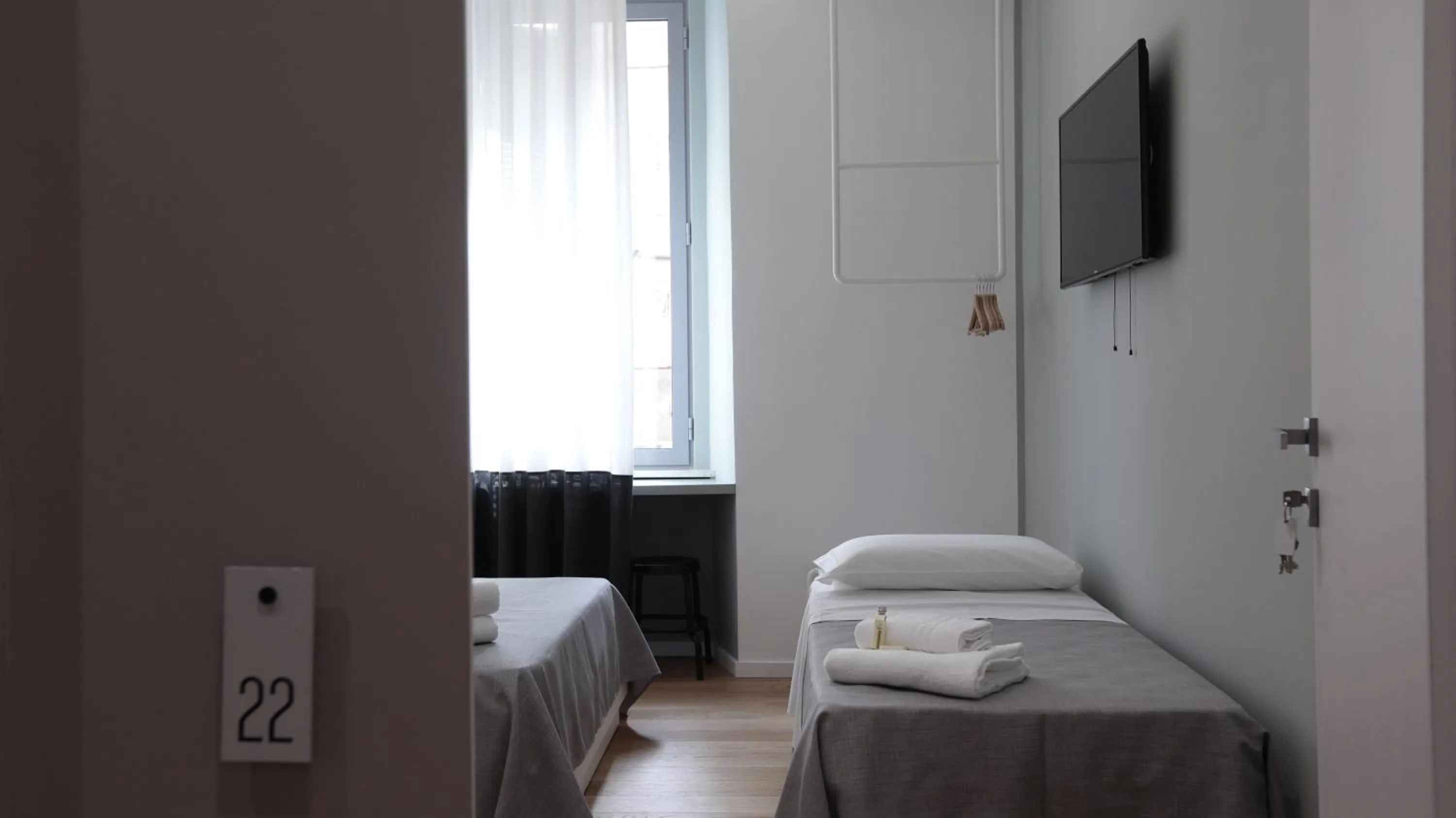 Bed in Suite Inn Rome